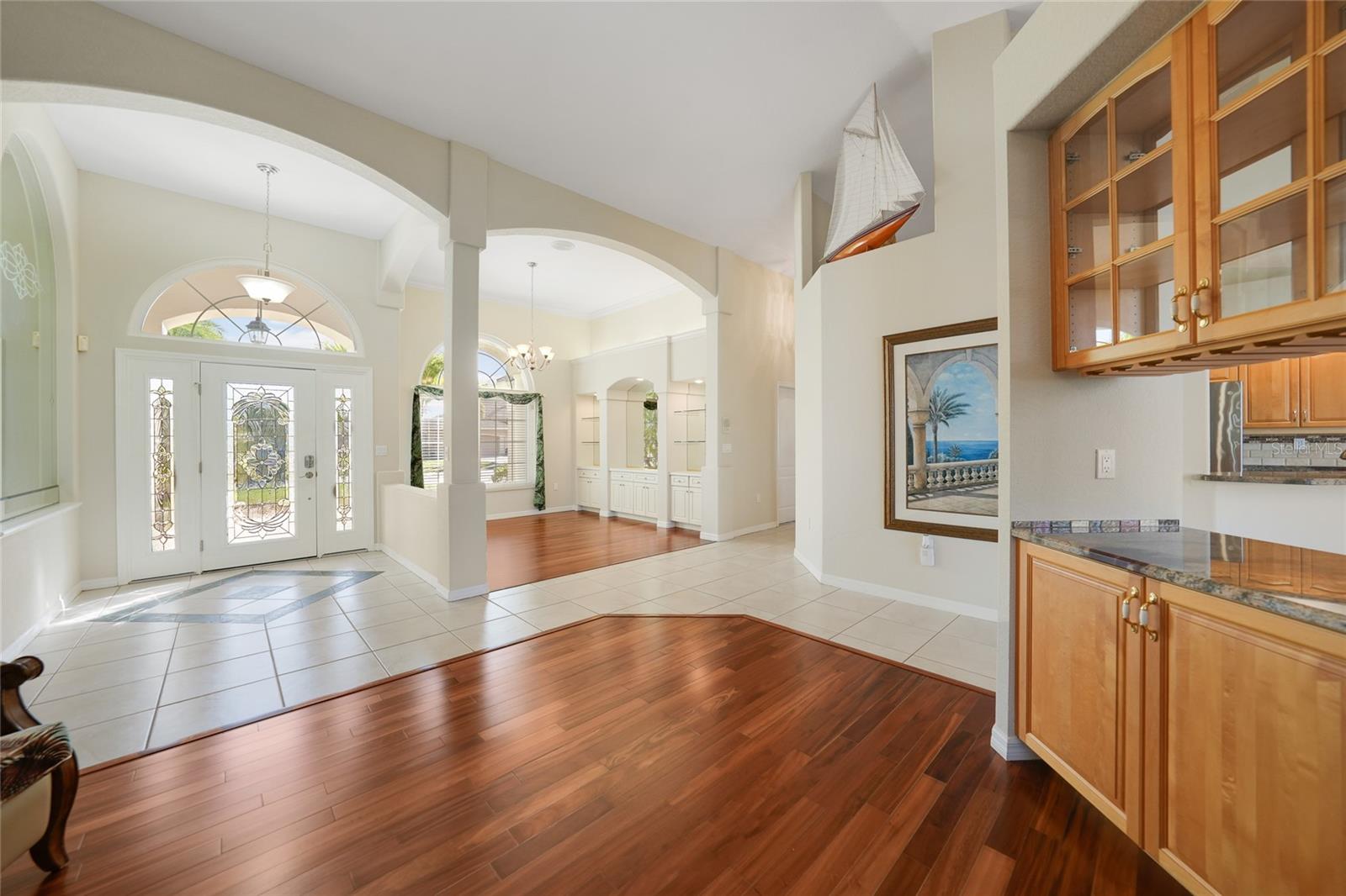 Image 19 of 62 For 13028 Kingsway Circle