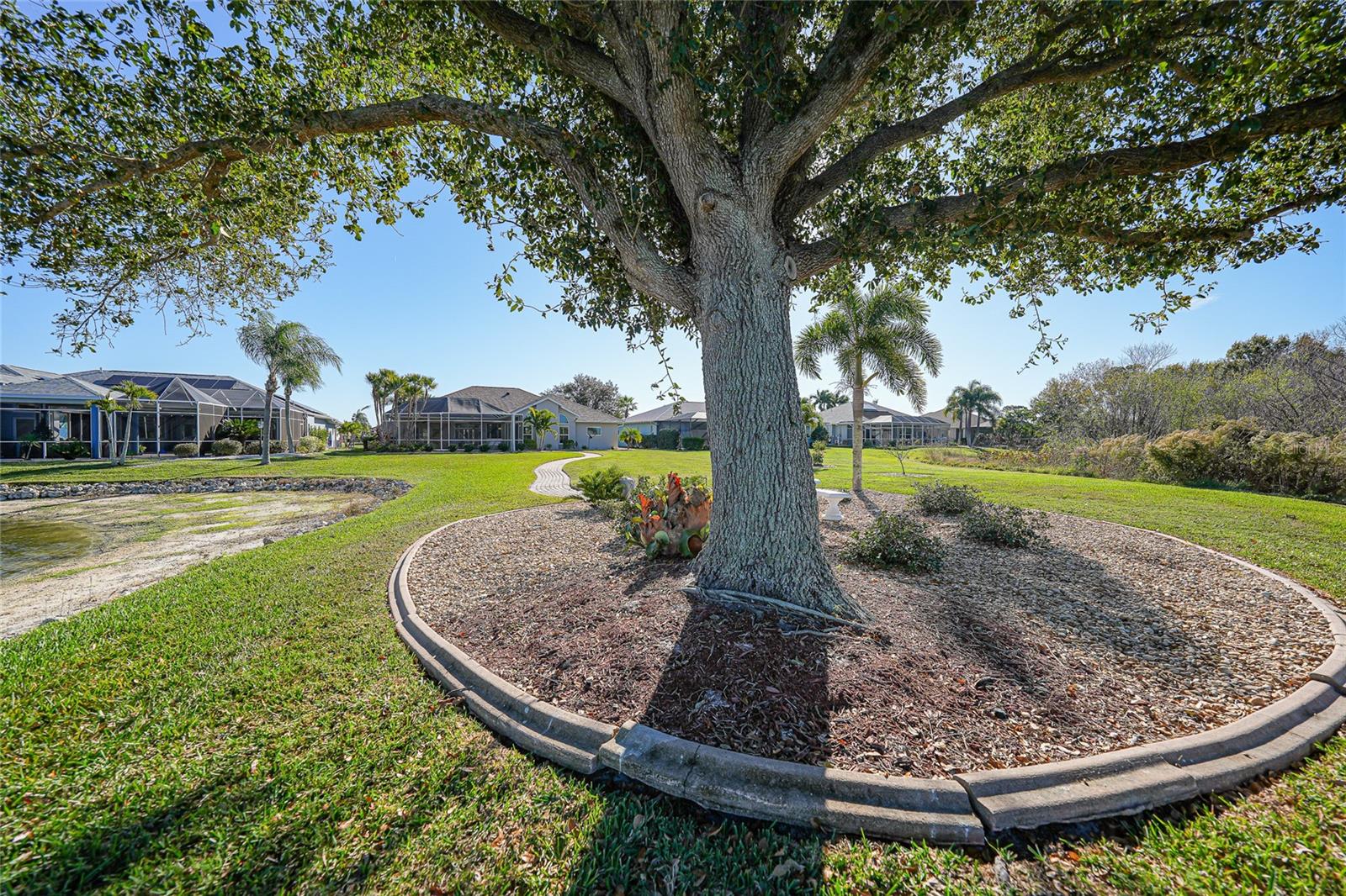 Image 43 of 62 For 13028 Kingsway Circle