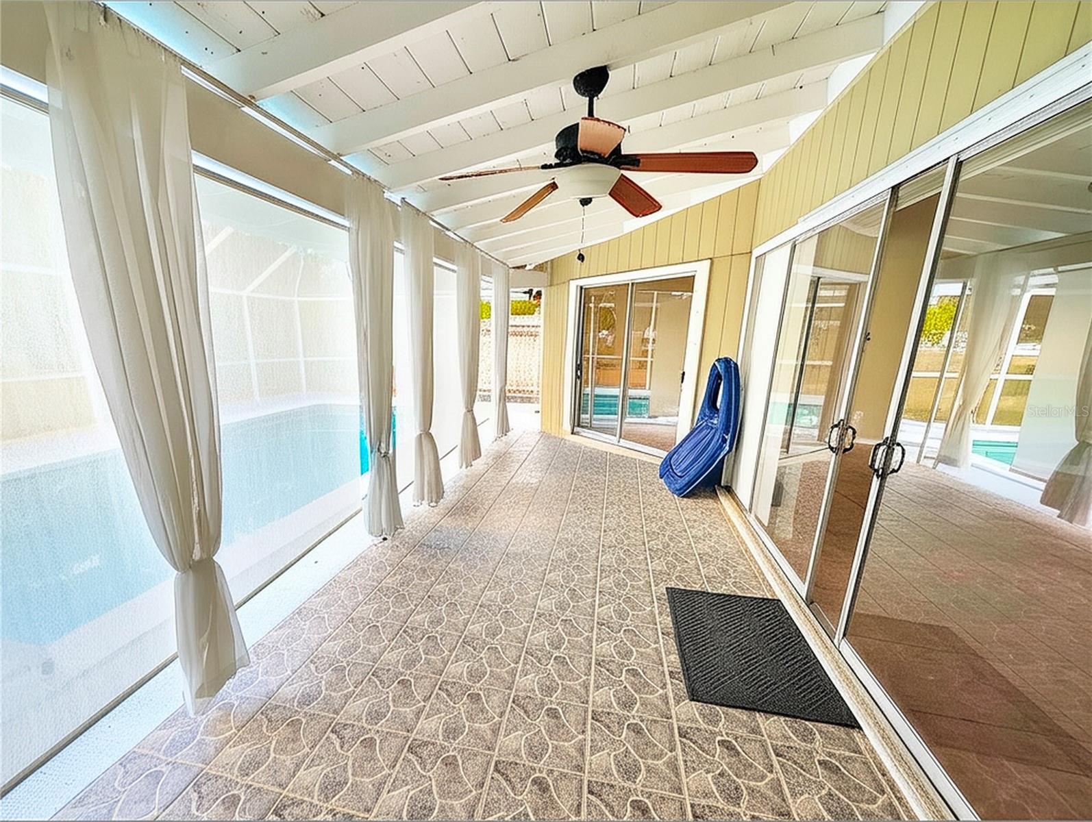 Image 11 of 32 For 3409 Harbor Boulevard