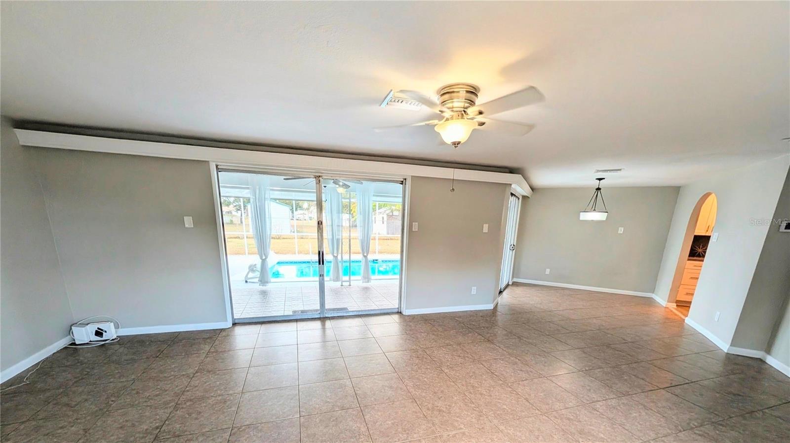 Image 13 of 32 For 3409 Harbor Boulevard