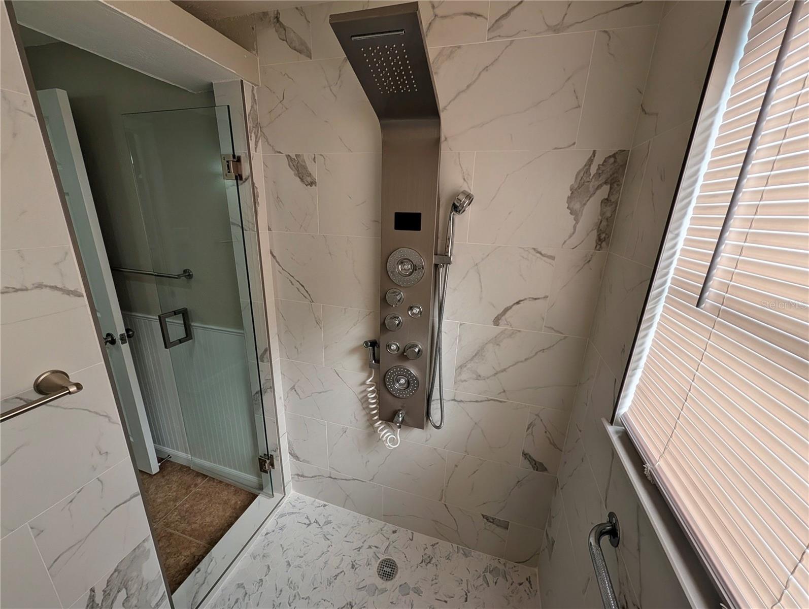 Image 26 of 32 For 3409 Harbor Boulevard