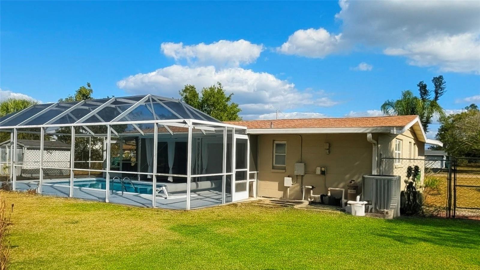 Image 6 of 32 For 3409 Harbor Boulevard