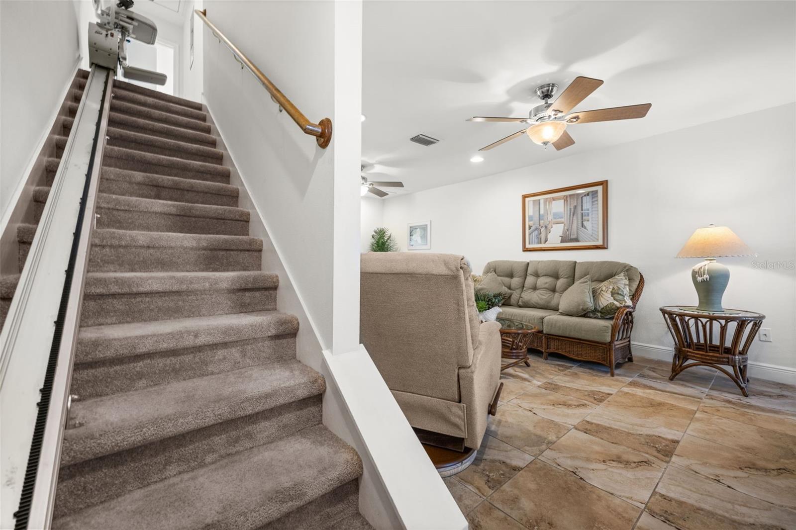 Image 17 of 42 For 4803 Santa Barbara Court 8