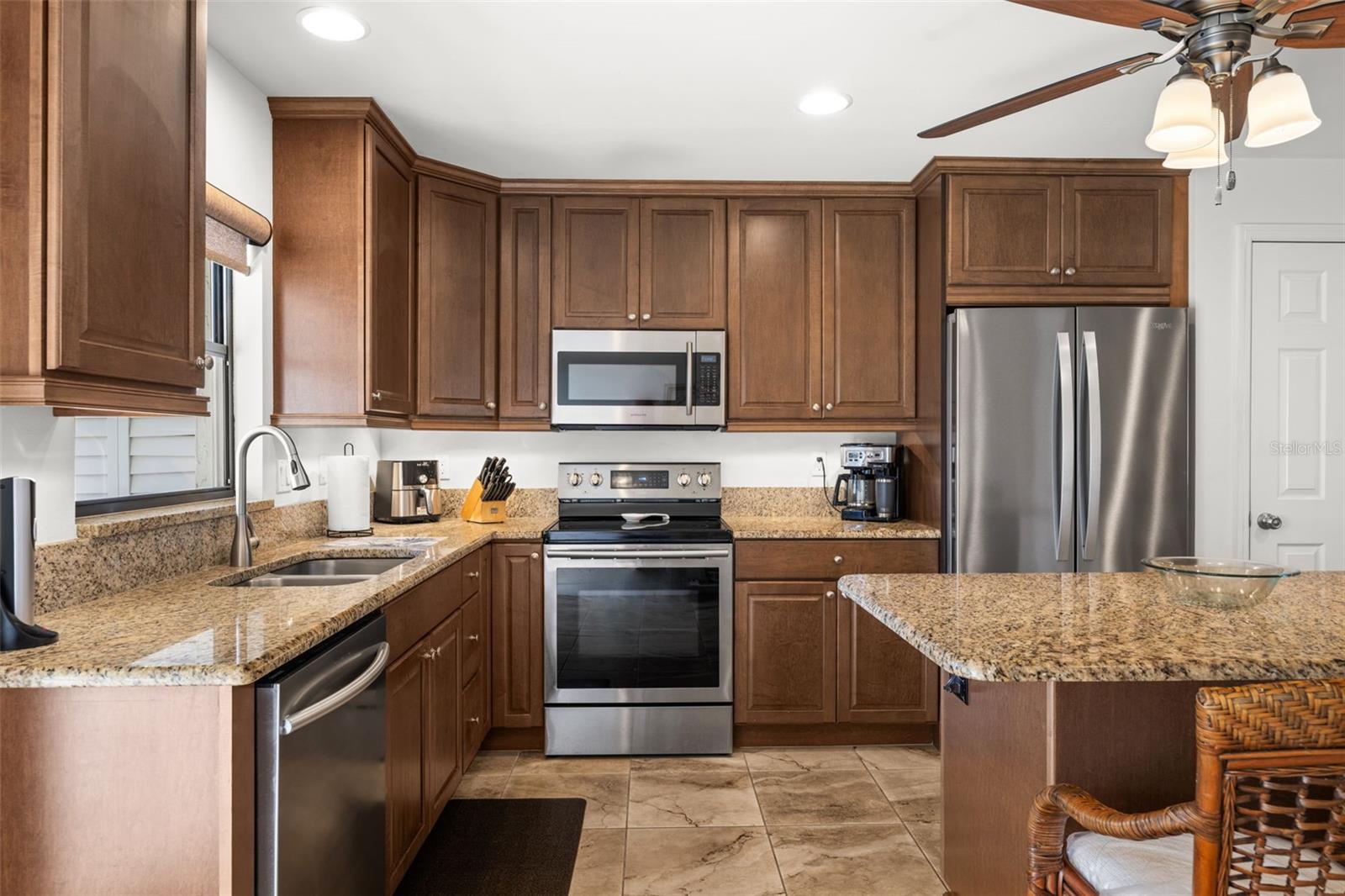 Image 6 of 42 For 4803 Santa Barbara Court 8