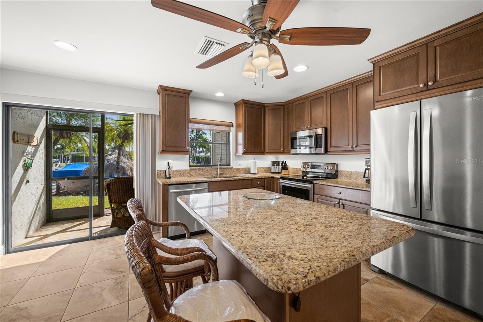 Image 7 of 42 For 4803 Santa Barbara Court 8