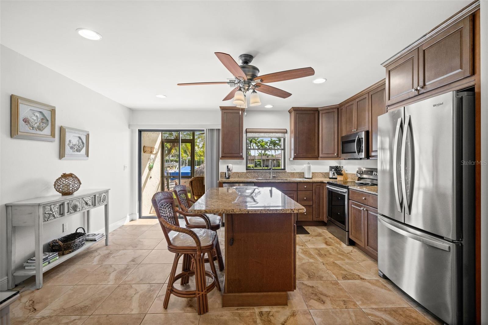 Image 8 of 42 For 4803 Santa Barbara Court 8