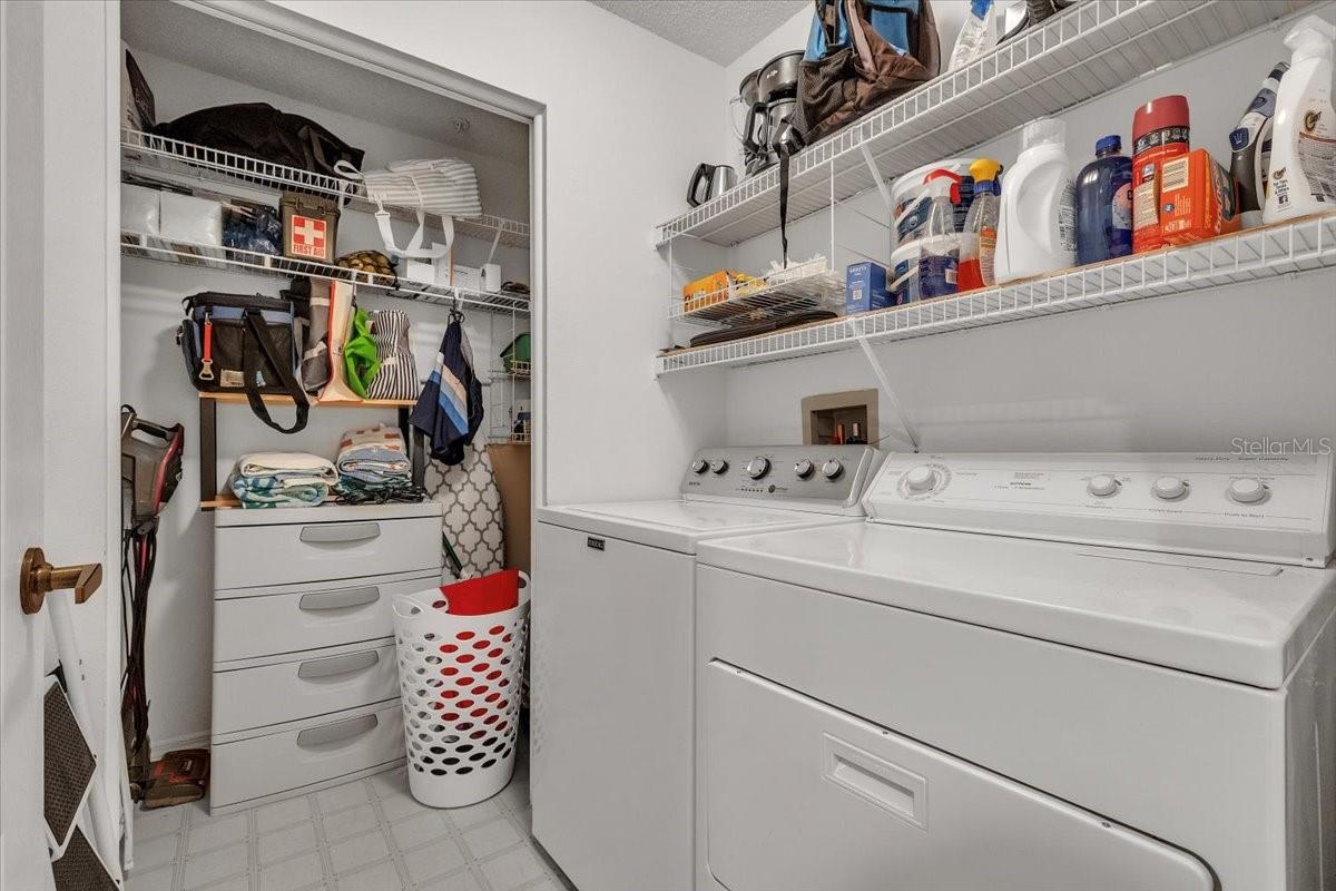 Image 28 of 42 For 9601 Castle Point Drive 825