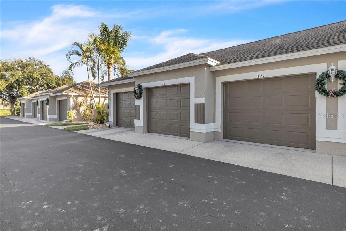 Image 33 of 42 For 9601 Castle Point Drive 825