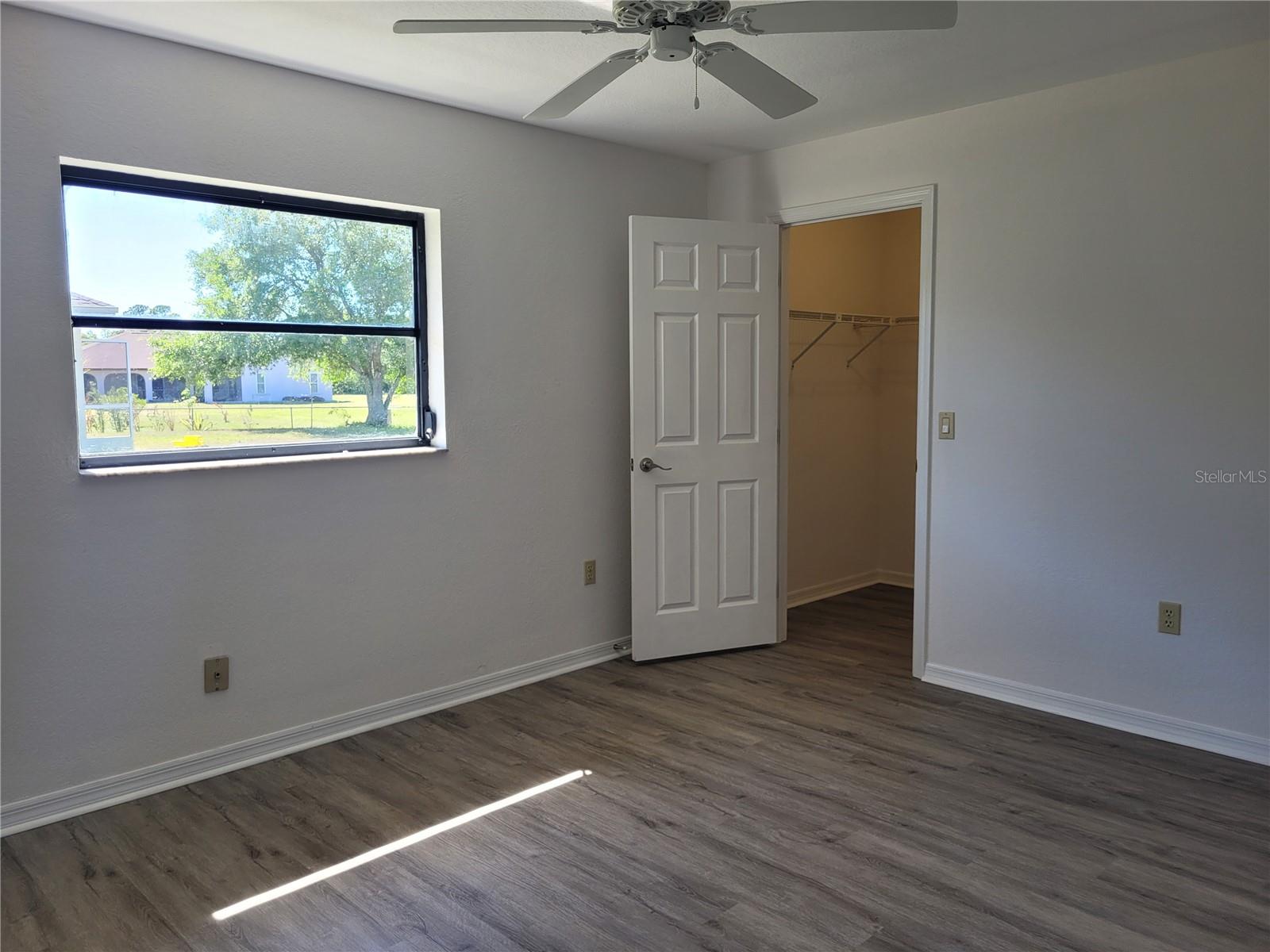 Image 20 of 34 For 1700 Blue Lake Circle