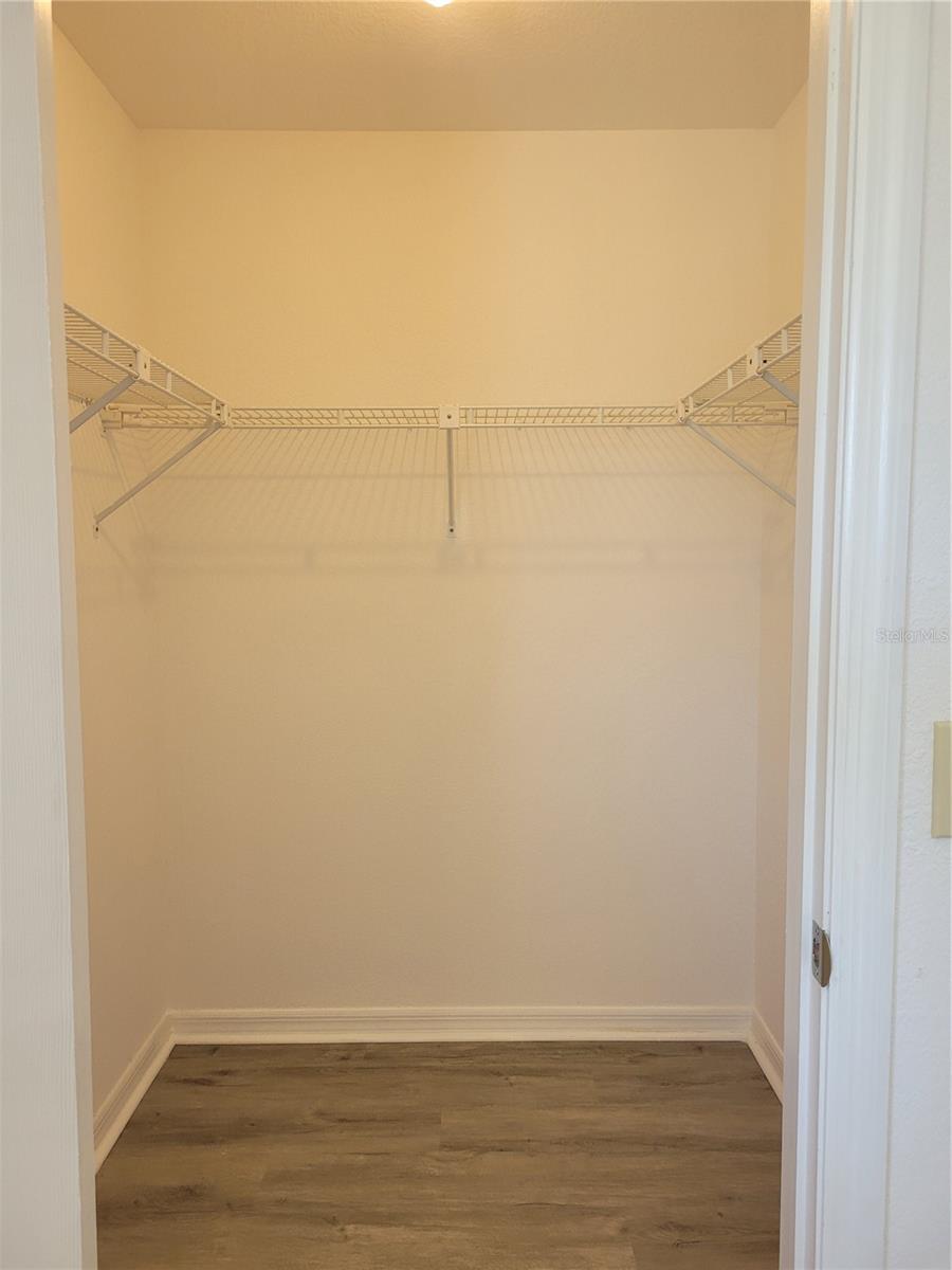 Image 21 of 34 For 1700 Blue Lake Circle