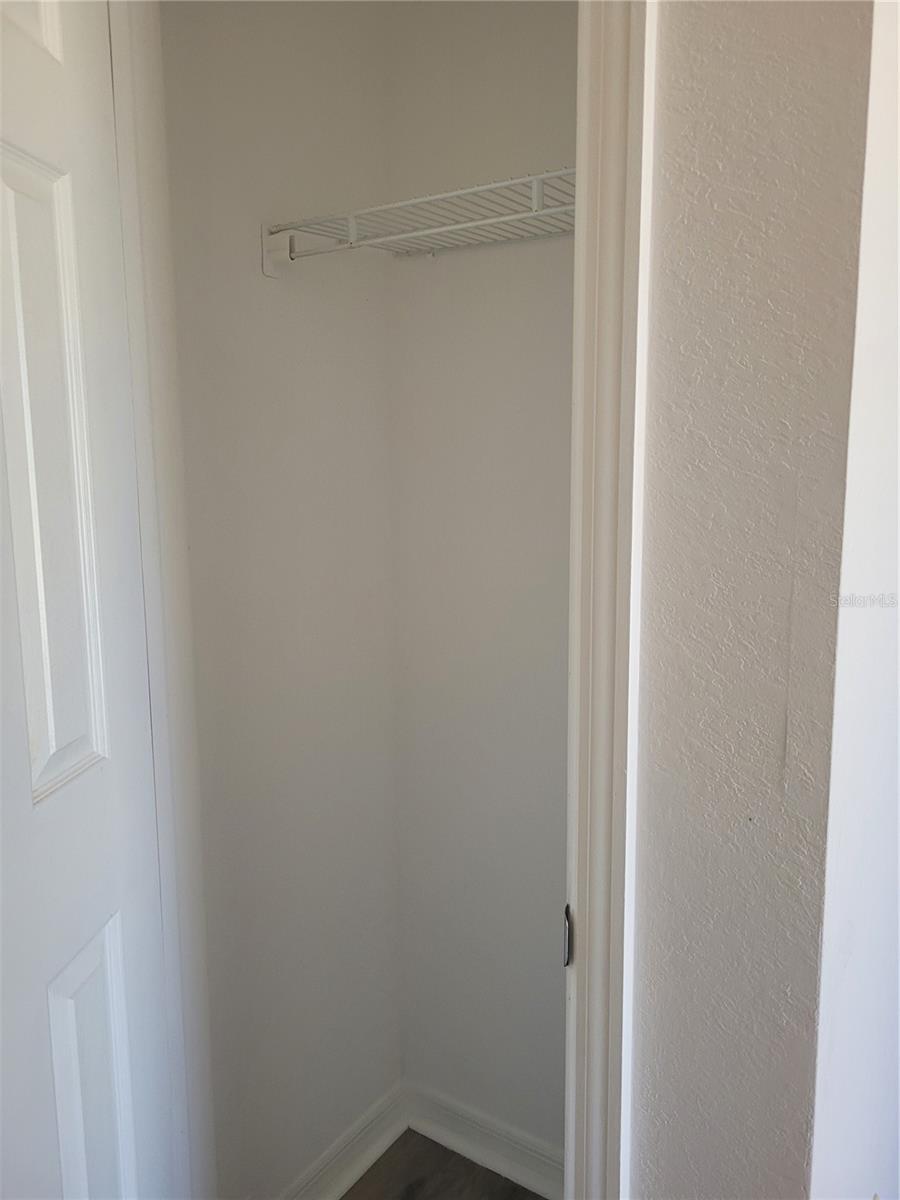 Image 4 of 34 For 1700 Blue Lake Circle