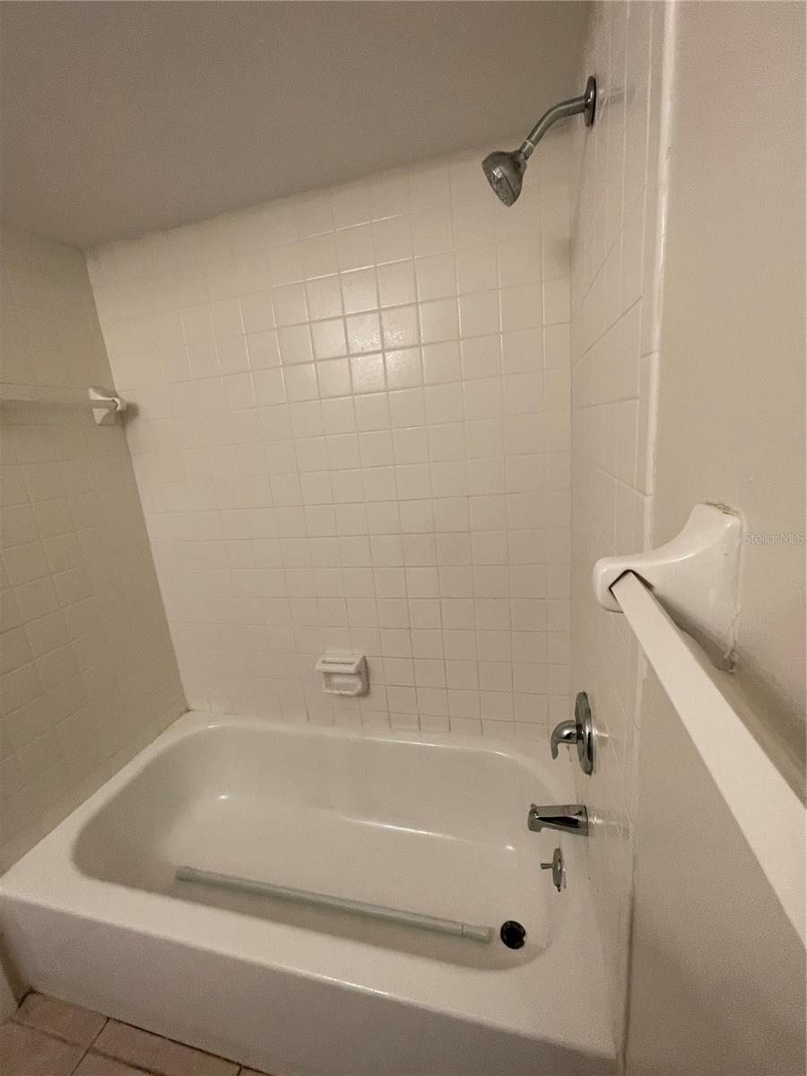 Image 8 of 13 For 21150 Gertrude Avenue O4