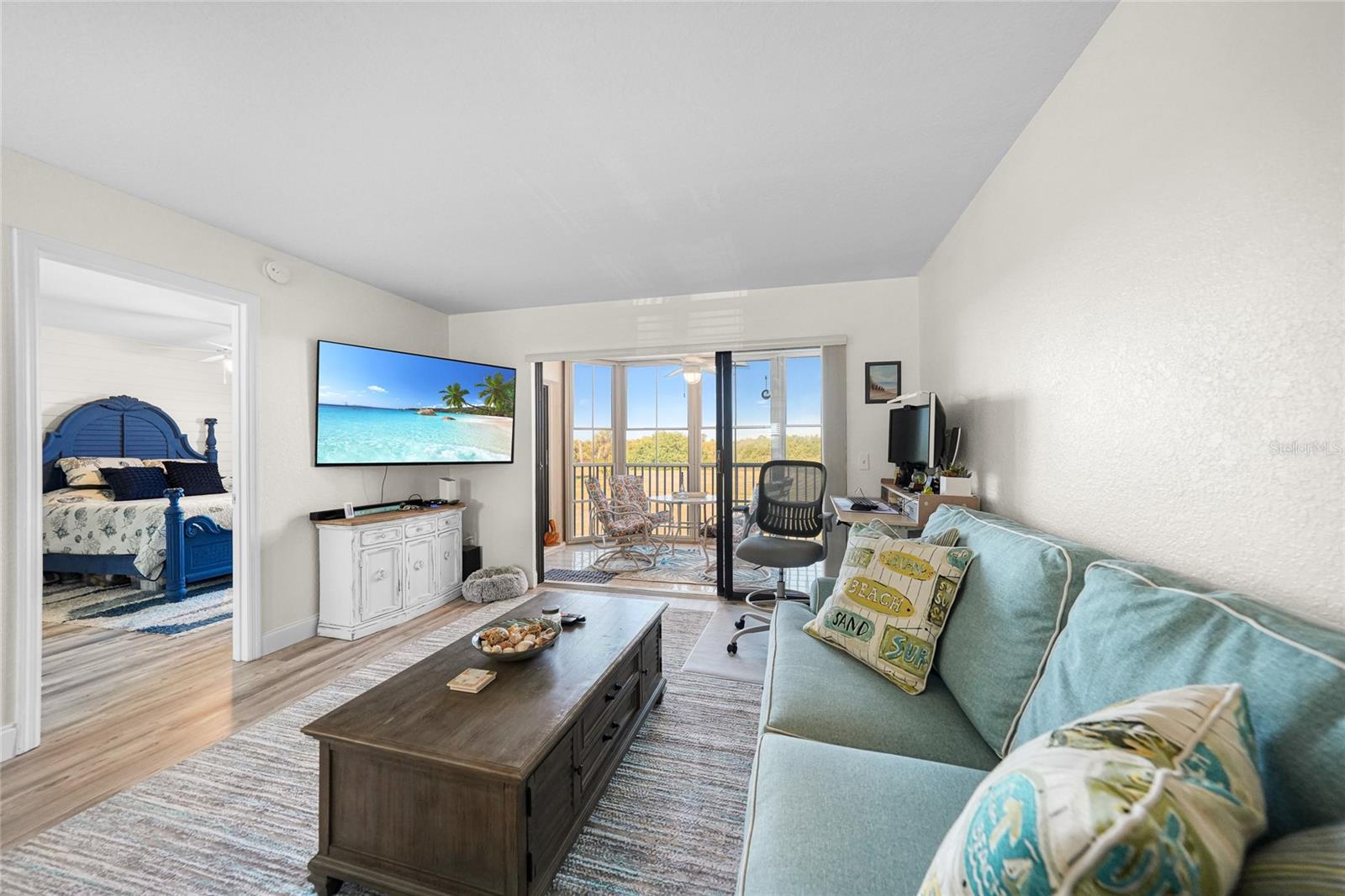 Image 12 of 30 For 175 Kings Highway B2