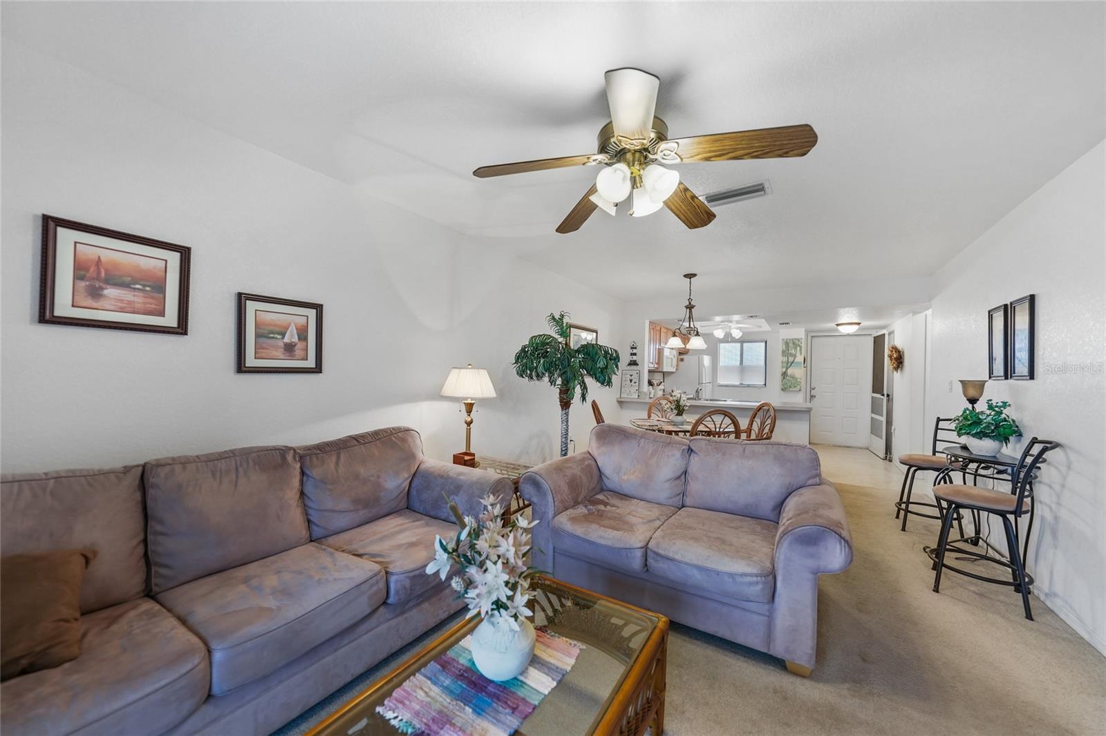 Listing photo id 10 for 25225 Rampart Boulevard 1607