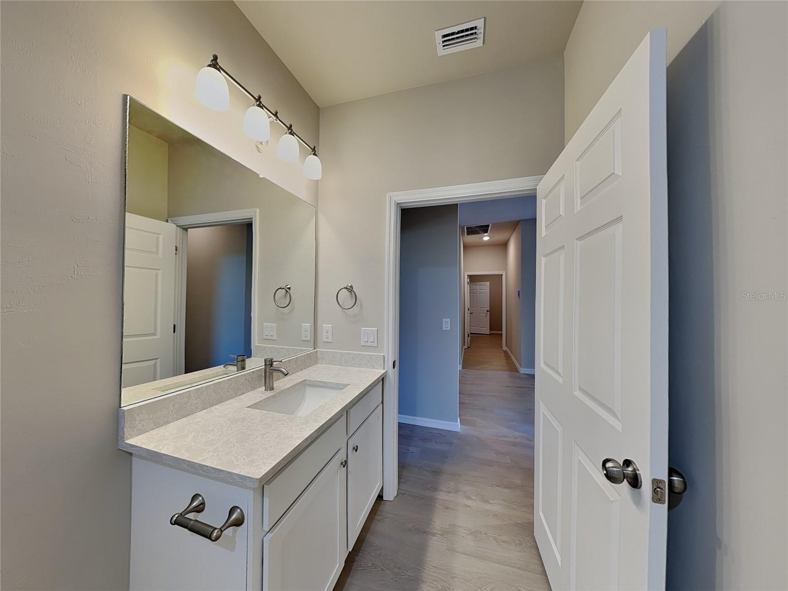 Image 14 of 16 For 207 Baytree Drive