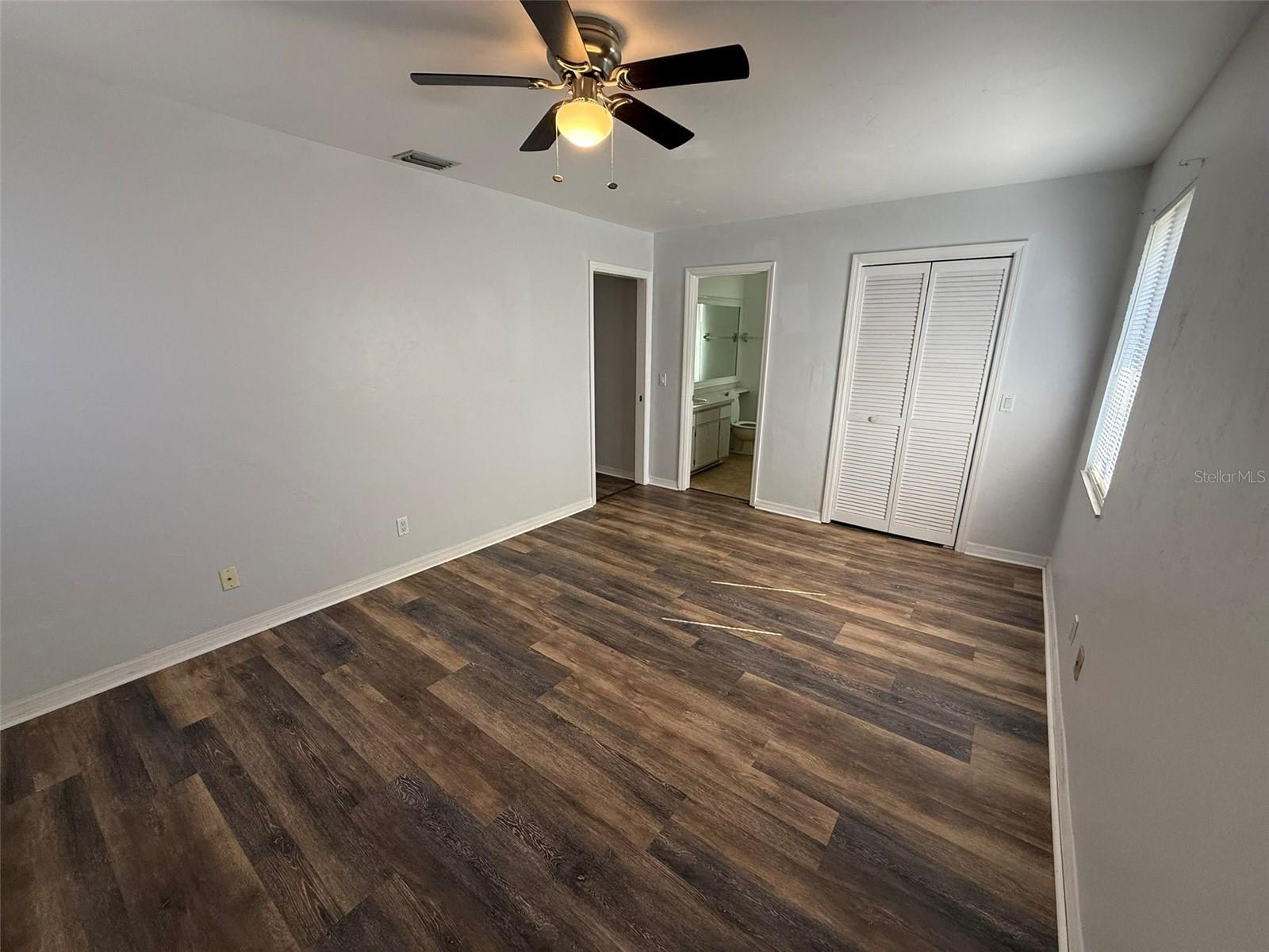 Image 8 of 15 For 22481 Westchester Boulevard B39