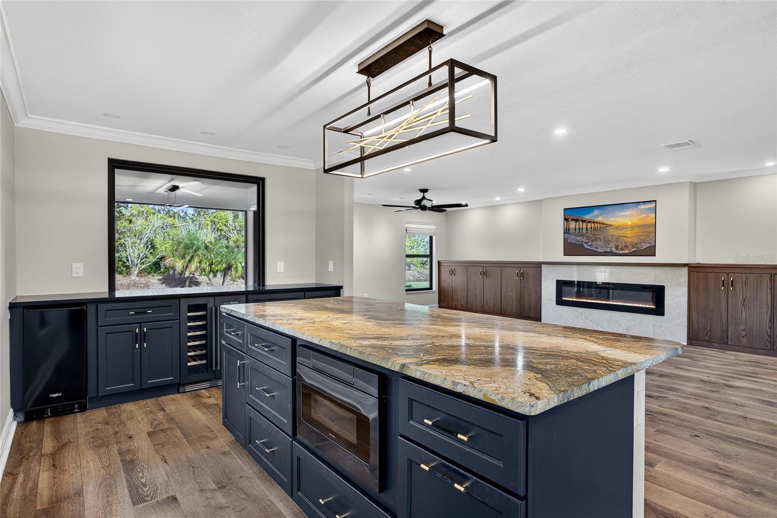 Image 10 of 37 For 3641 Gleneagle Drive 12d