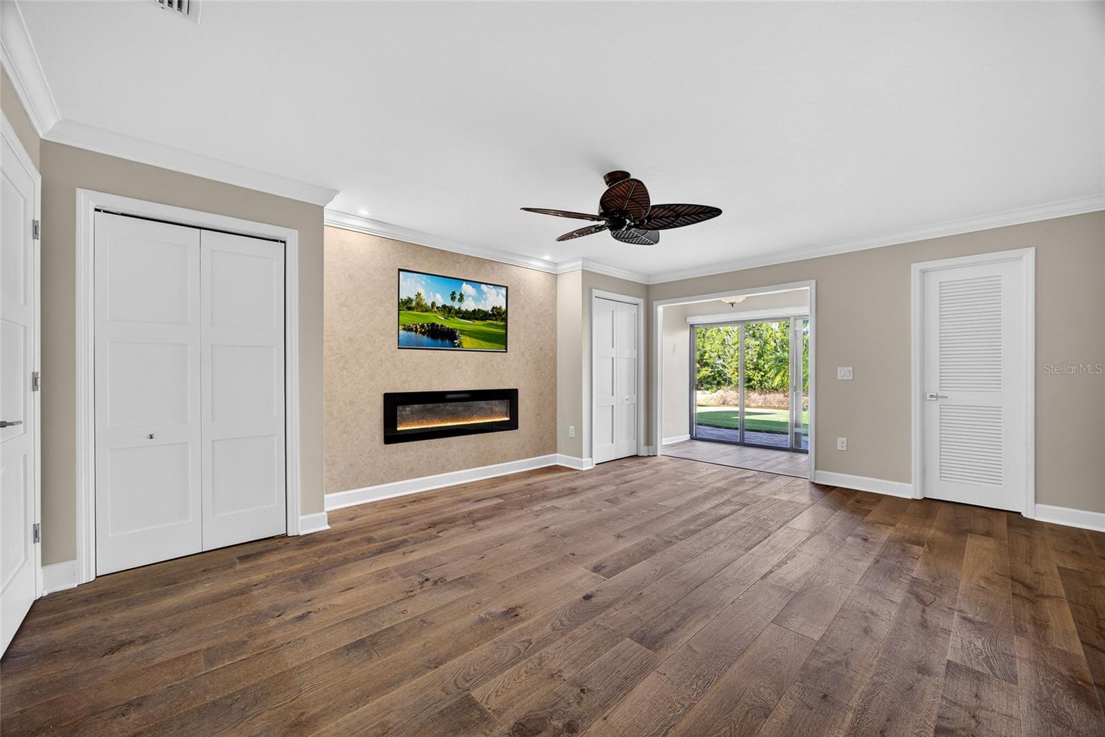 Image 17 of 37 For 3641 Gleneagle Drive 12d