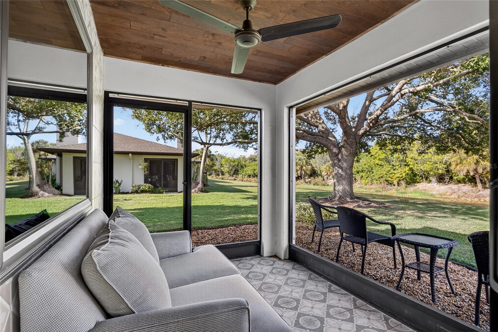 Image 27 of 37 For 3641 Gleneagle Drive 12d