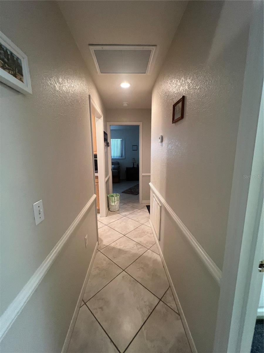 Image 24 of 36 For 3177 Clifford Street