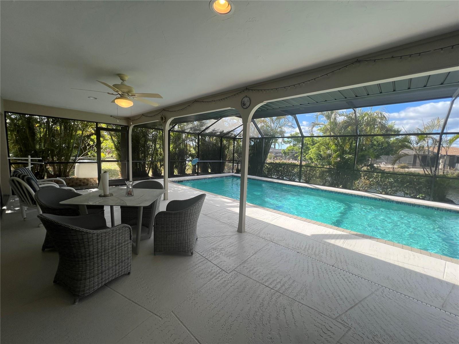 Image 27 of 36 For 3177 Clifford Street