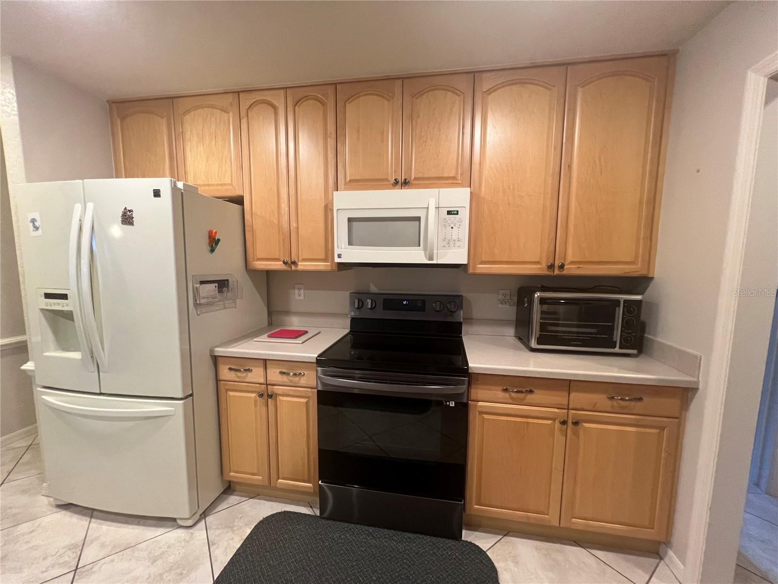 Image 9 of 36 For 3177 Clifford Street