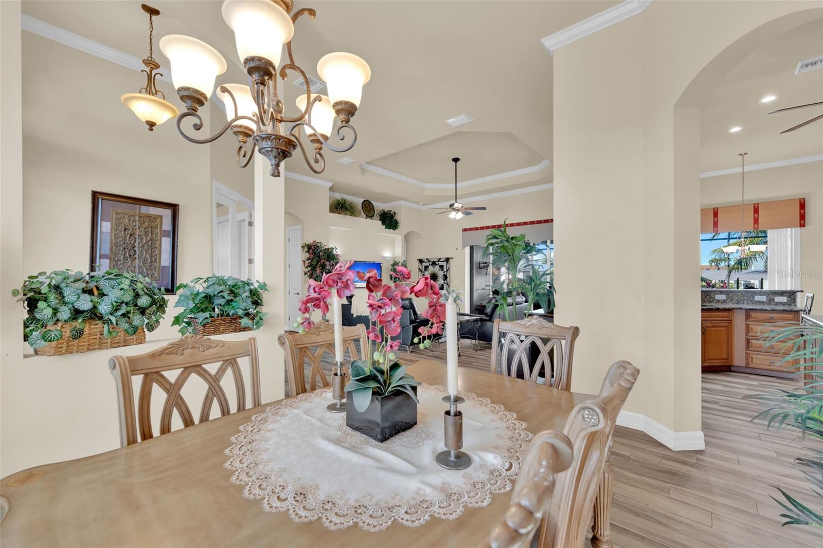 Image 16 of 46 For 2909 39th Street