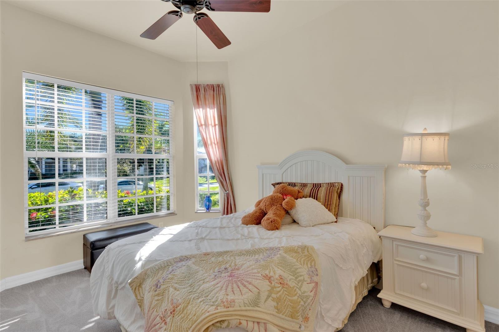 Image 18 of 46 For 2909 39th Street