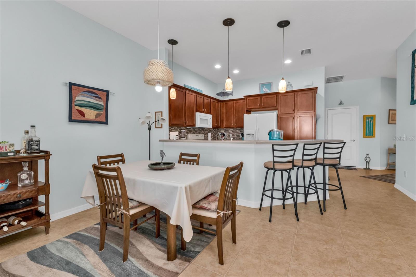 Image 7 of 41 For 1808 Knights Bridge Trail