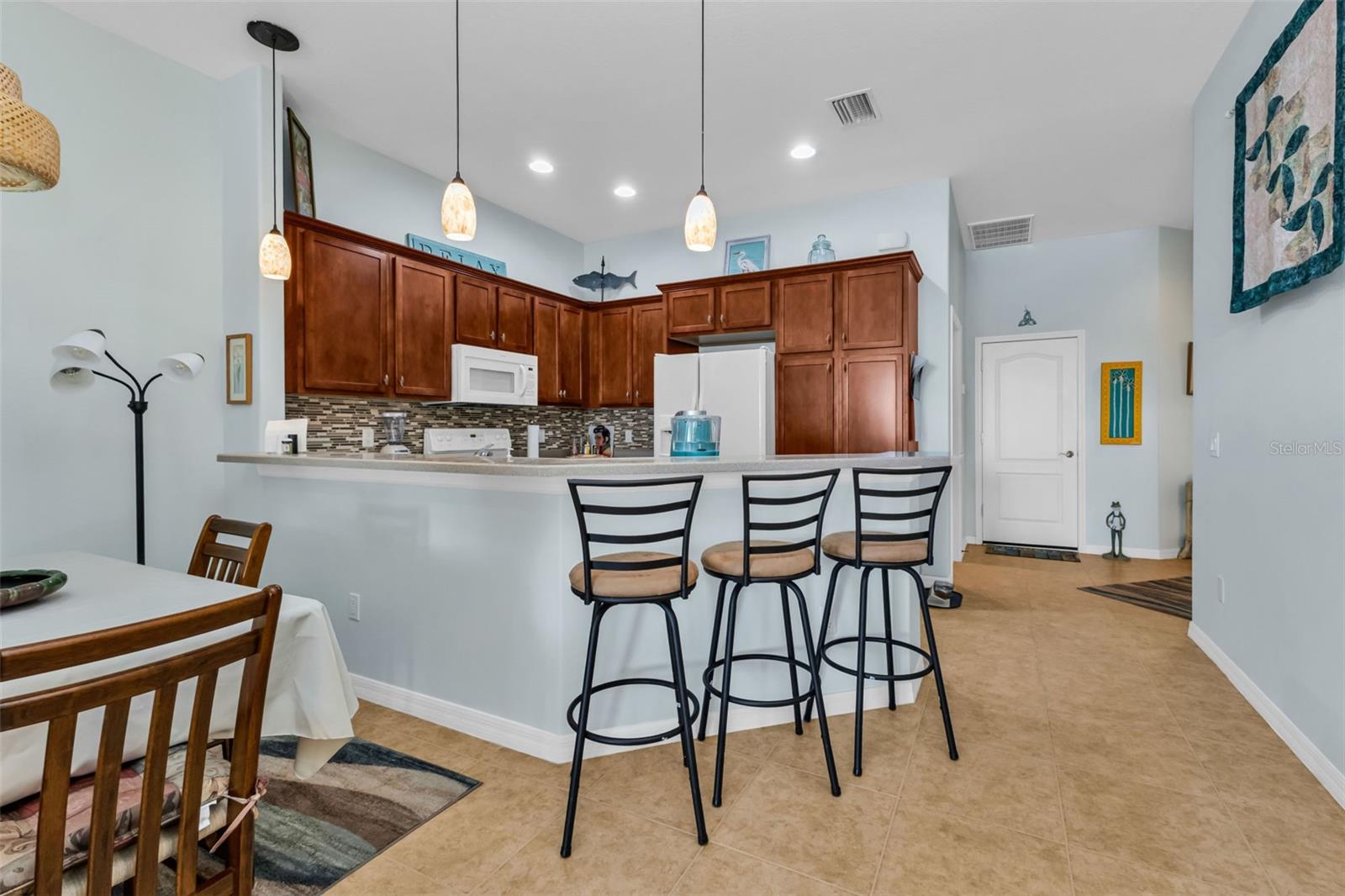 Image 9 of 41 For 1808 Knights Bridge Trail