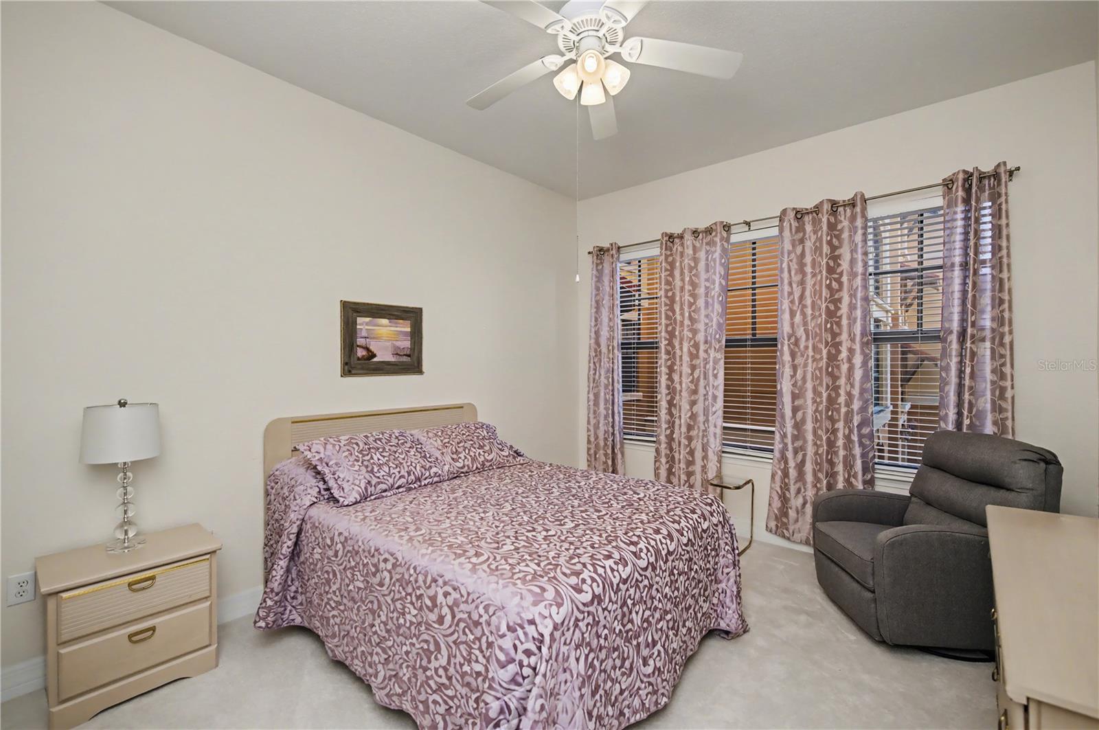 Image 32 of 66 For 96 Vivante Boulevard 24