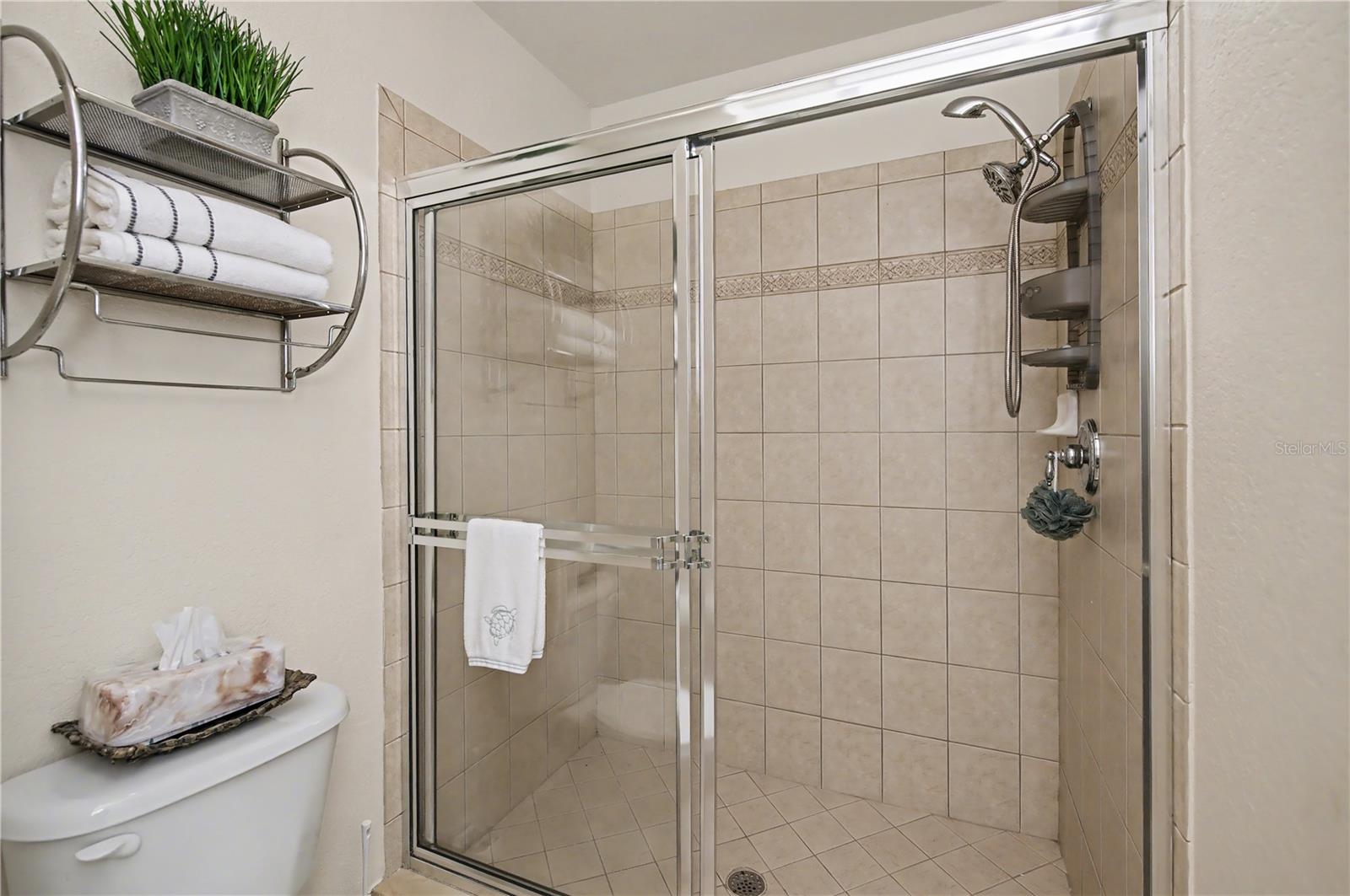 Image 35 of 66 For 96 Vivante Boulevard 24