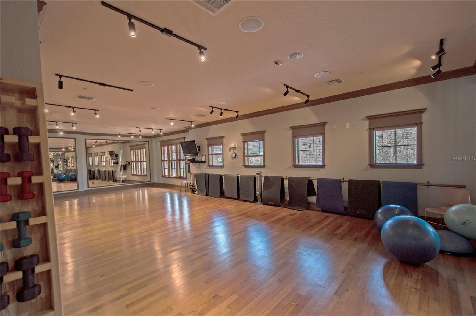 Image 49 of 66 For 96 Vivante Boulevard 24