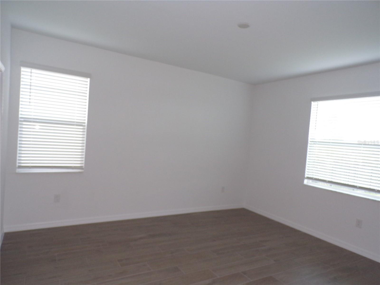 Image 34 of 50 For 11369 Willowleaf Boulevard