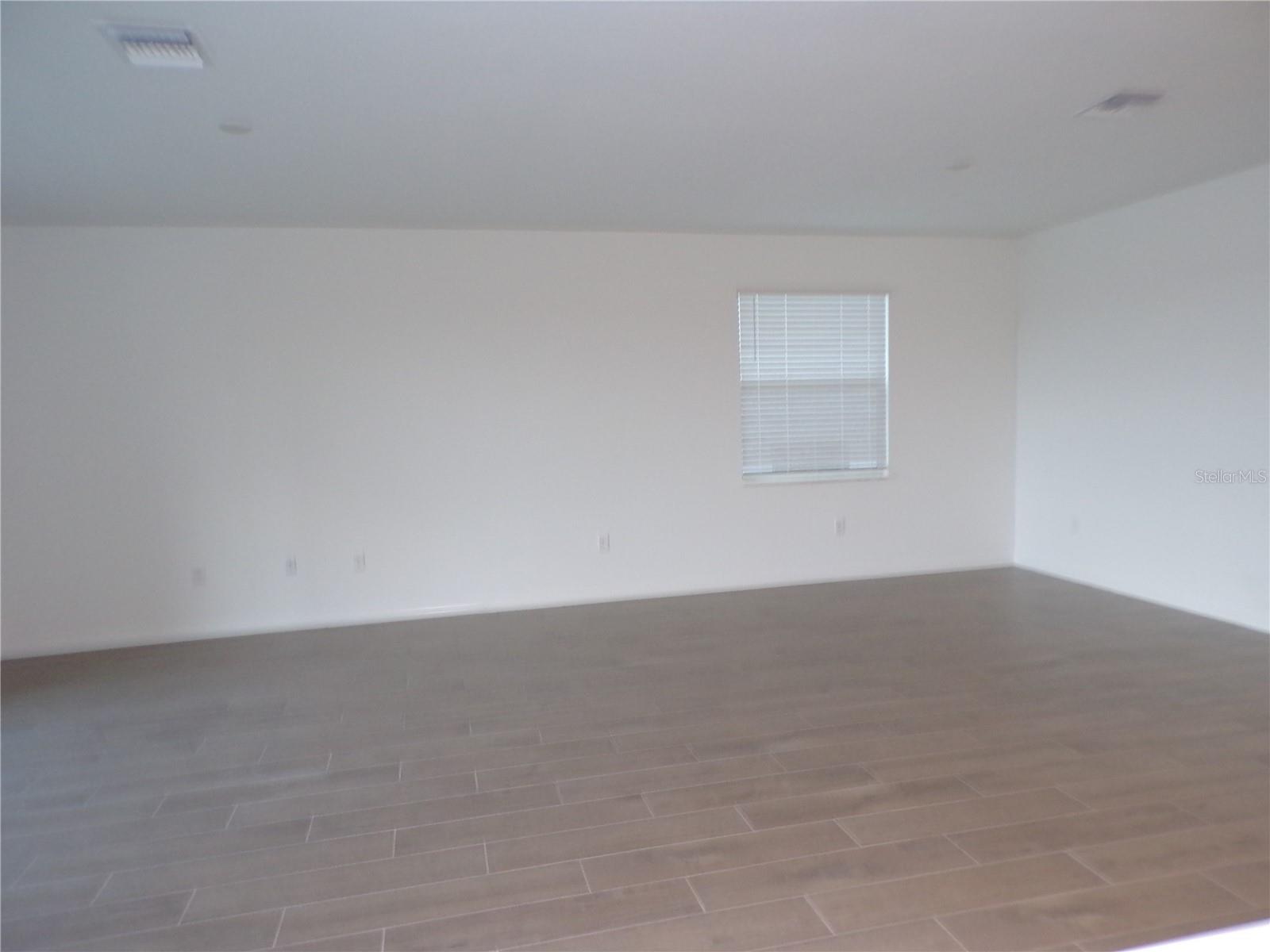 Image 35 of 50 For 11369 Willowleaf Boulevard