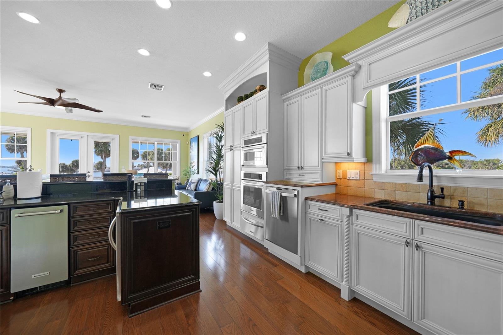 Image 19 of 100 For 6751 Portside Lane