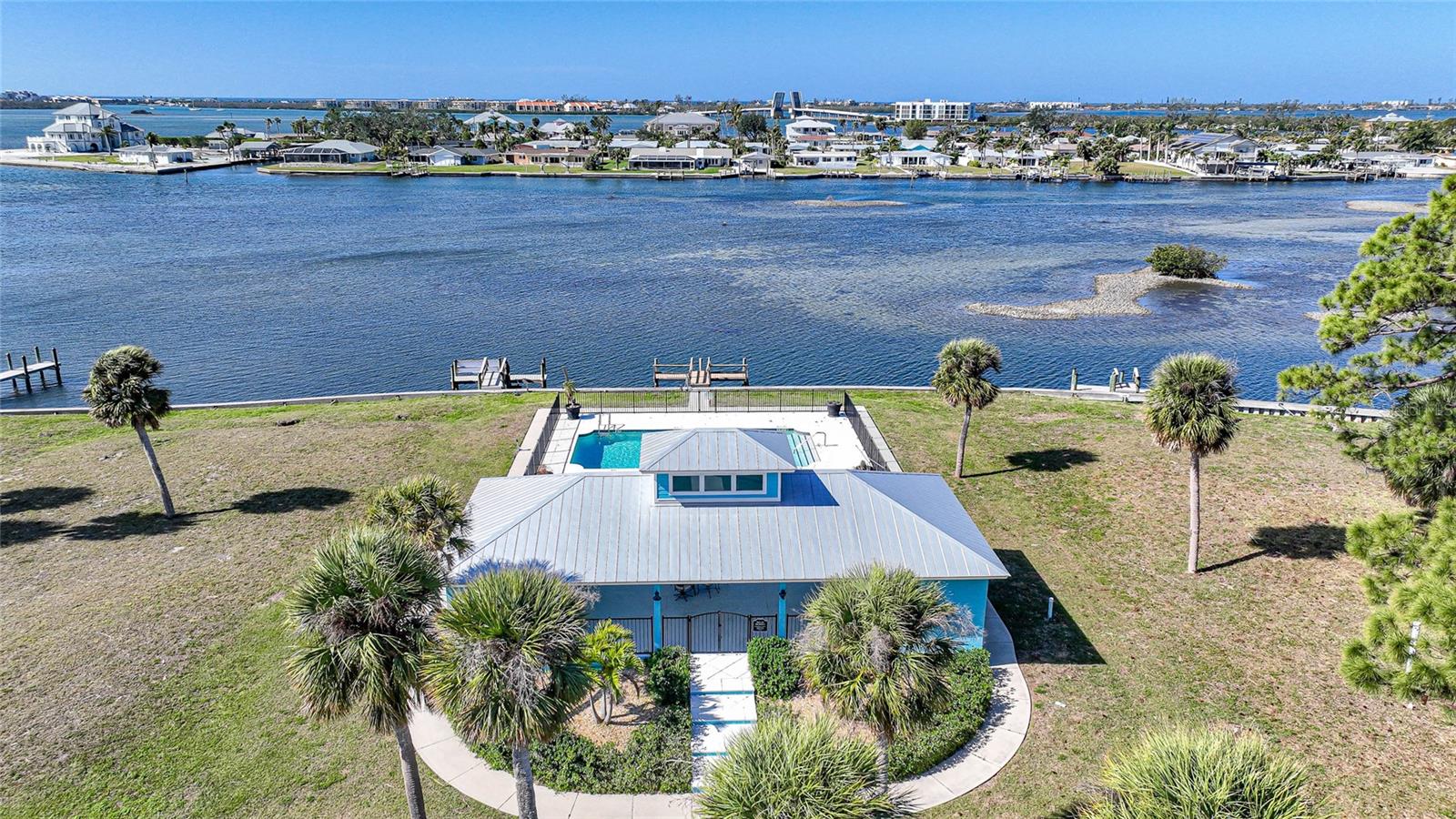 Image 77 of 100 For 6751 Portside Lane