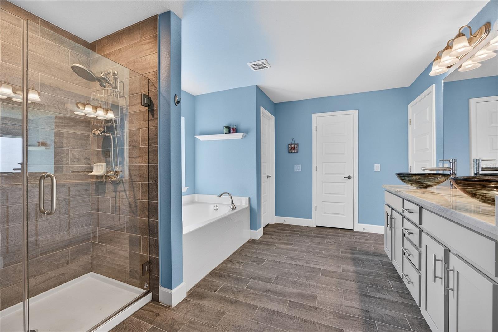 Image 20 of 38 For 2248 Bonn Court