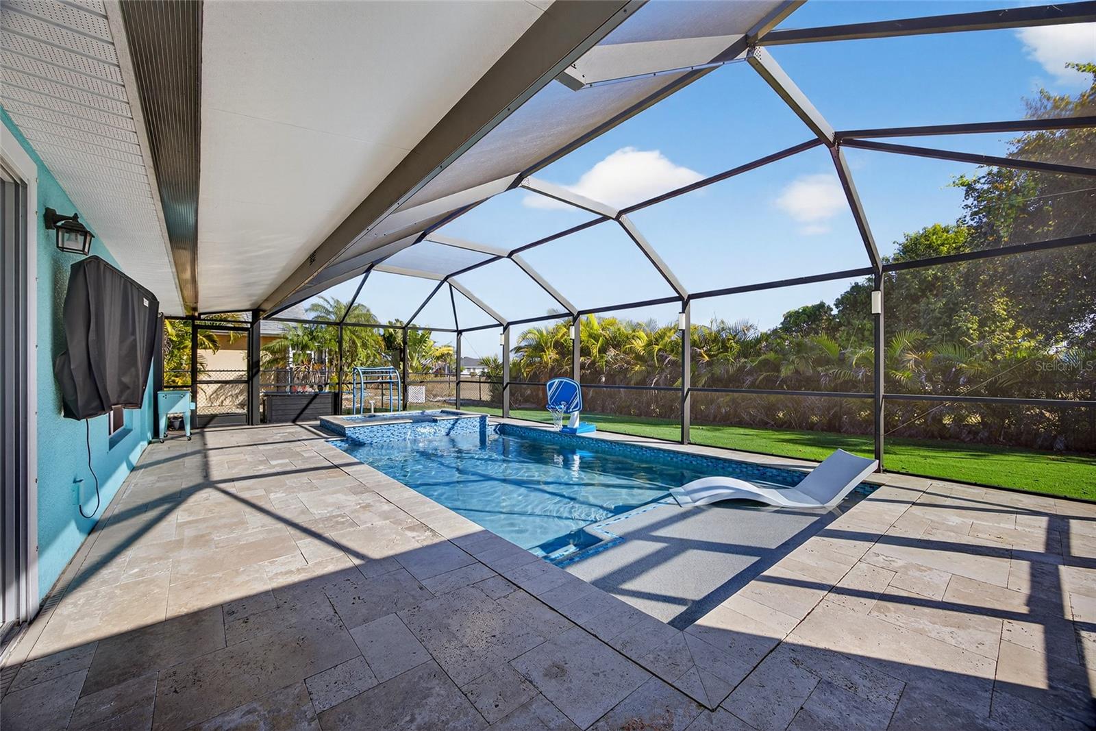 Image 27 of 38 For 2248 Bonn Court