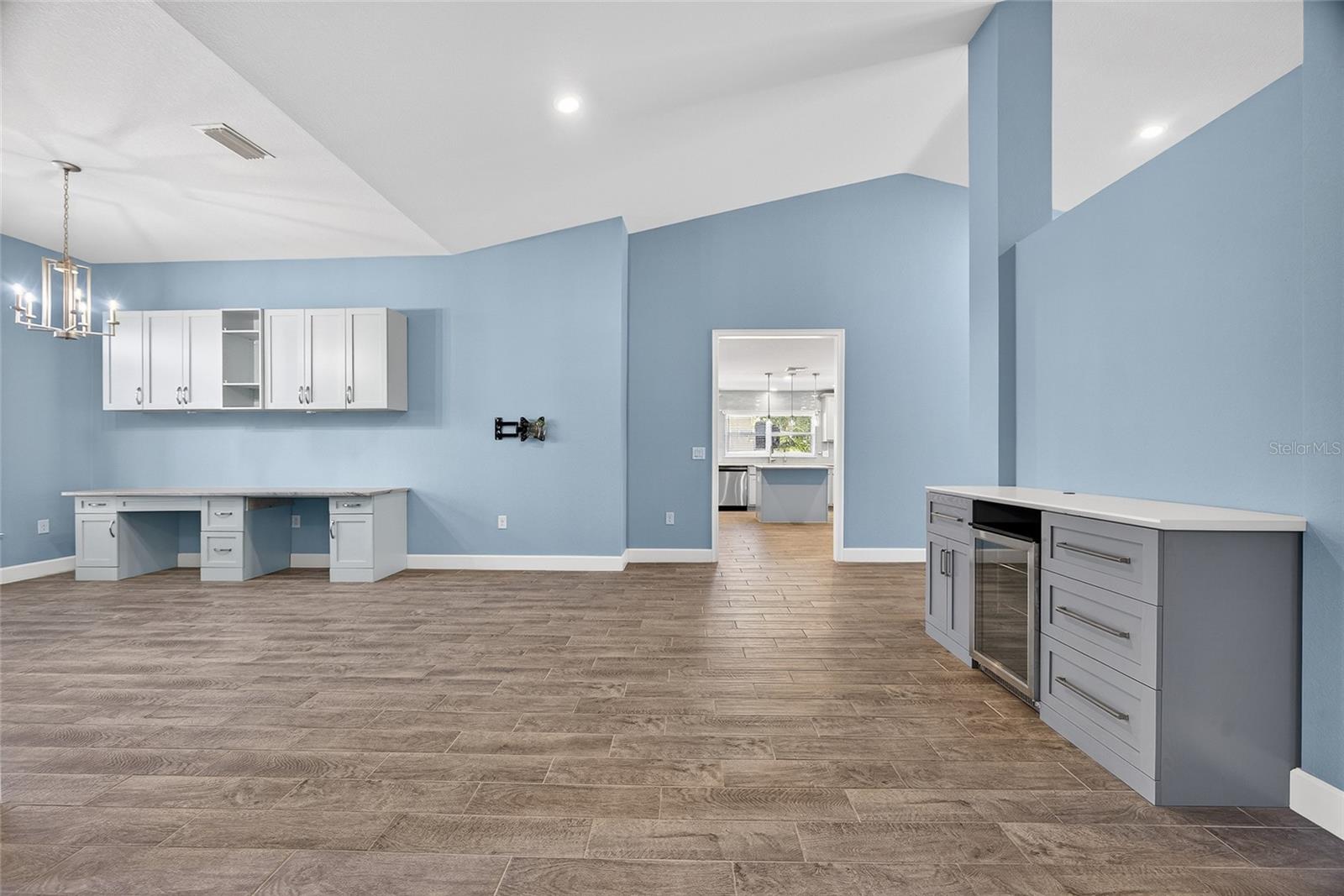 Image 6 of 38 For 2248 Bonn Court