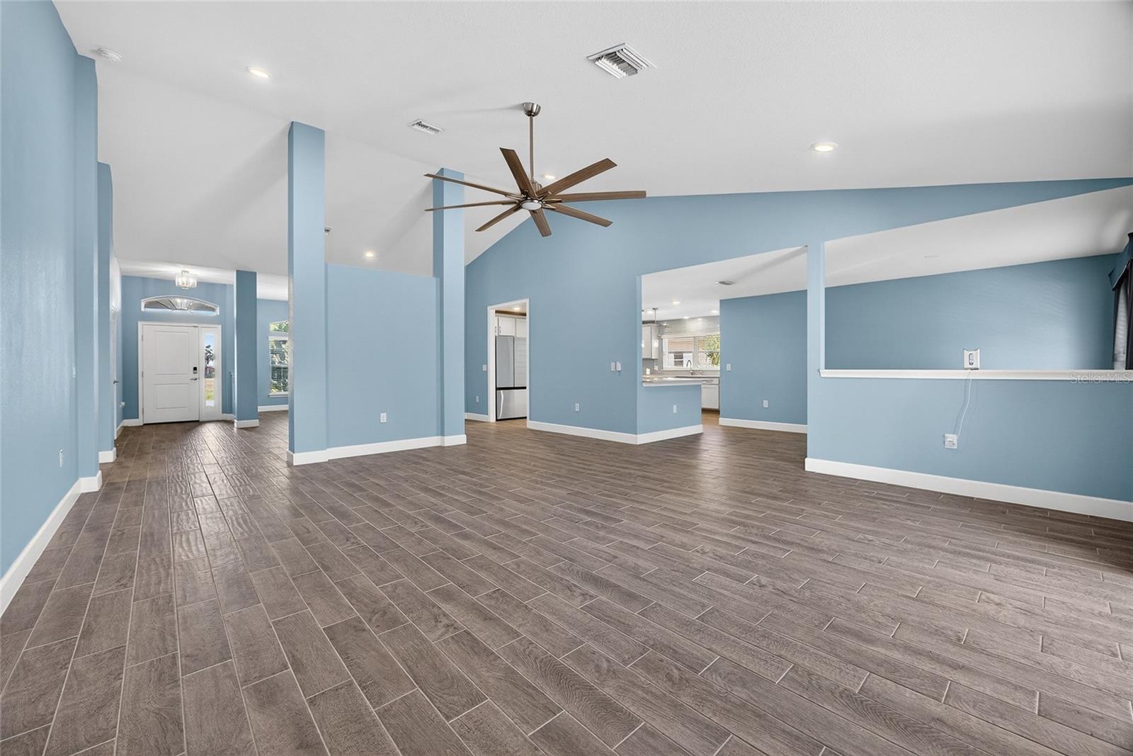 Image 8 of 38 For 2248 Bonn Court