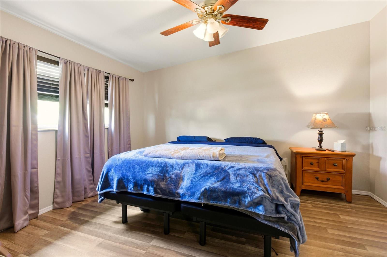 Image 17 of 43 For 2604 Starlite Lane