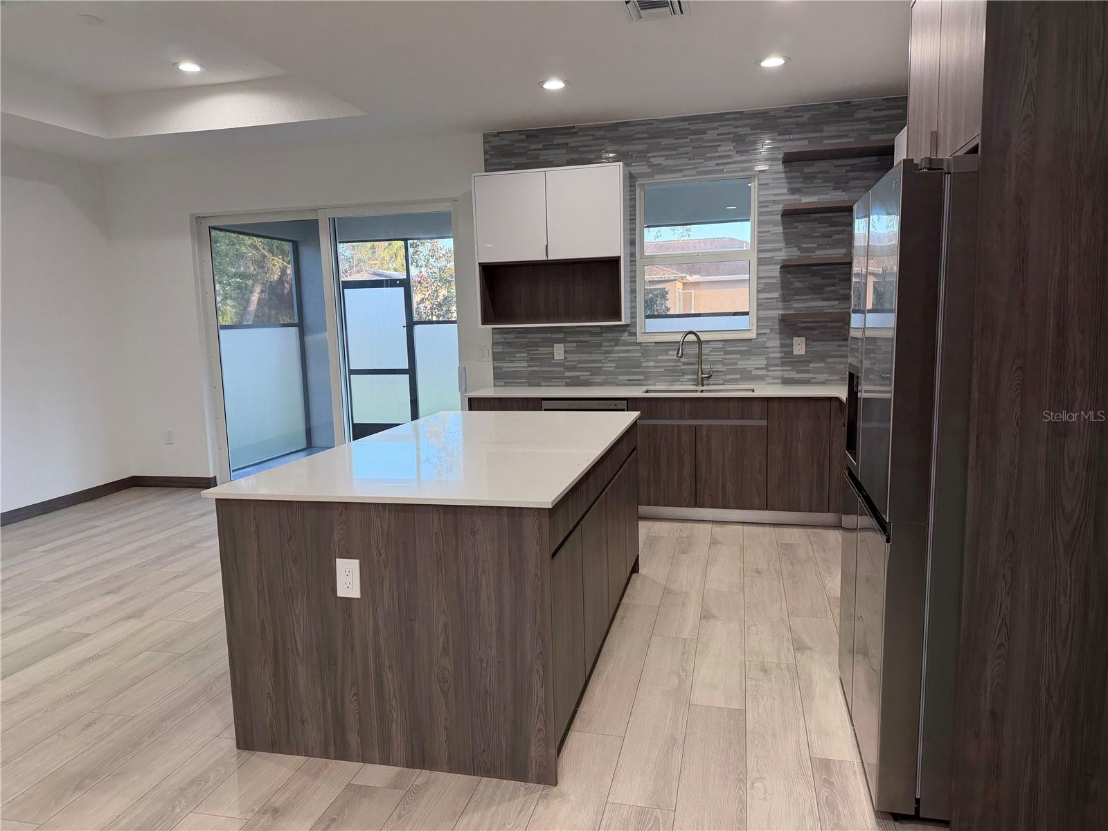 Image 4 of 12 For 3050 Wentworth Street