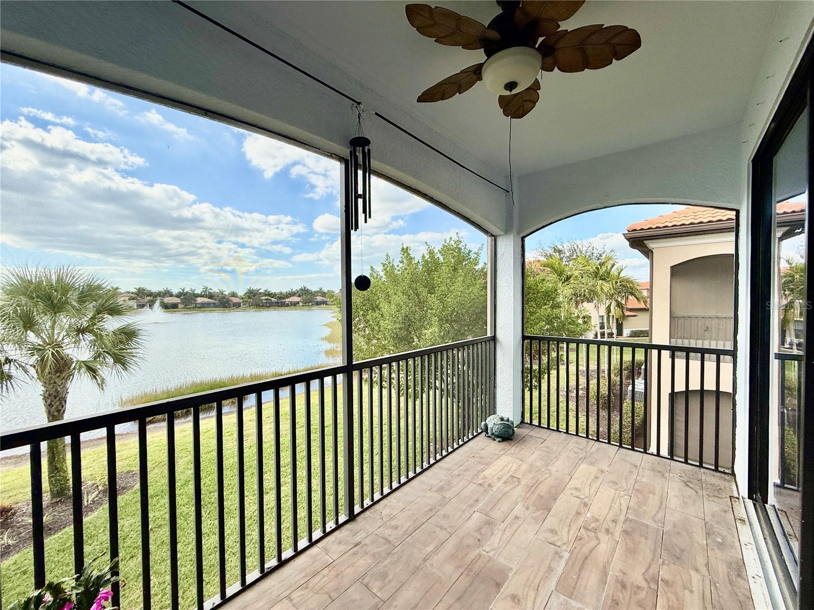 Image 17 of 36 For 26185 Palace Lane 202