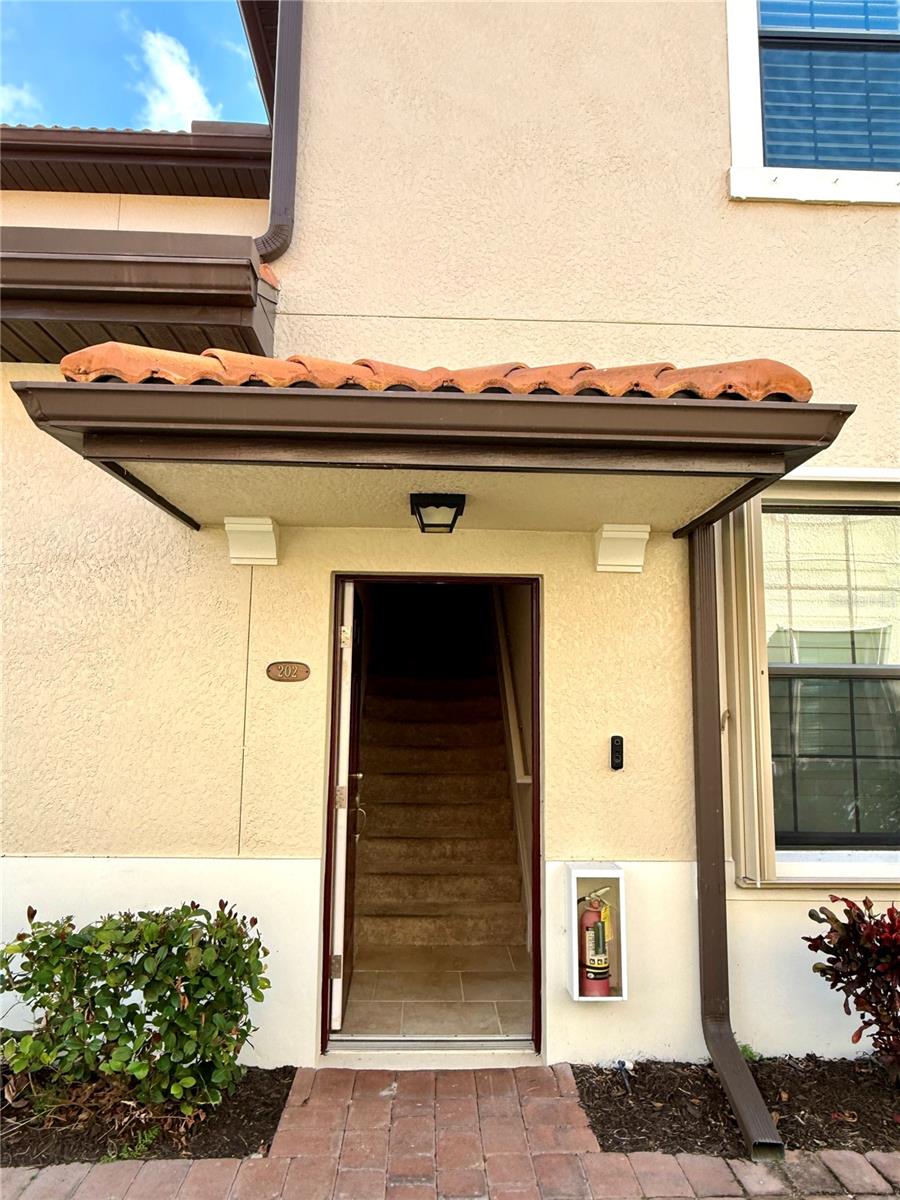 Image 3 of 36 For 26185 Palace Lane 202