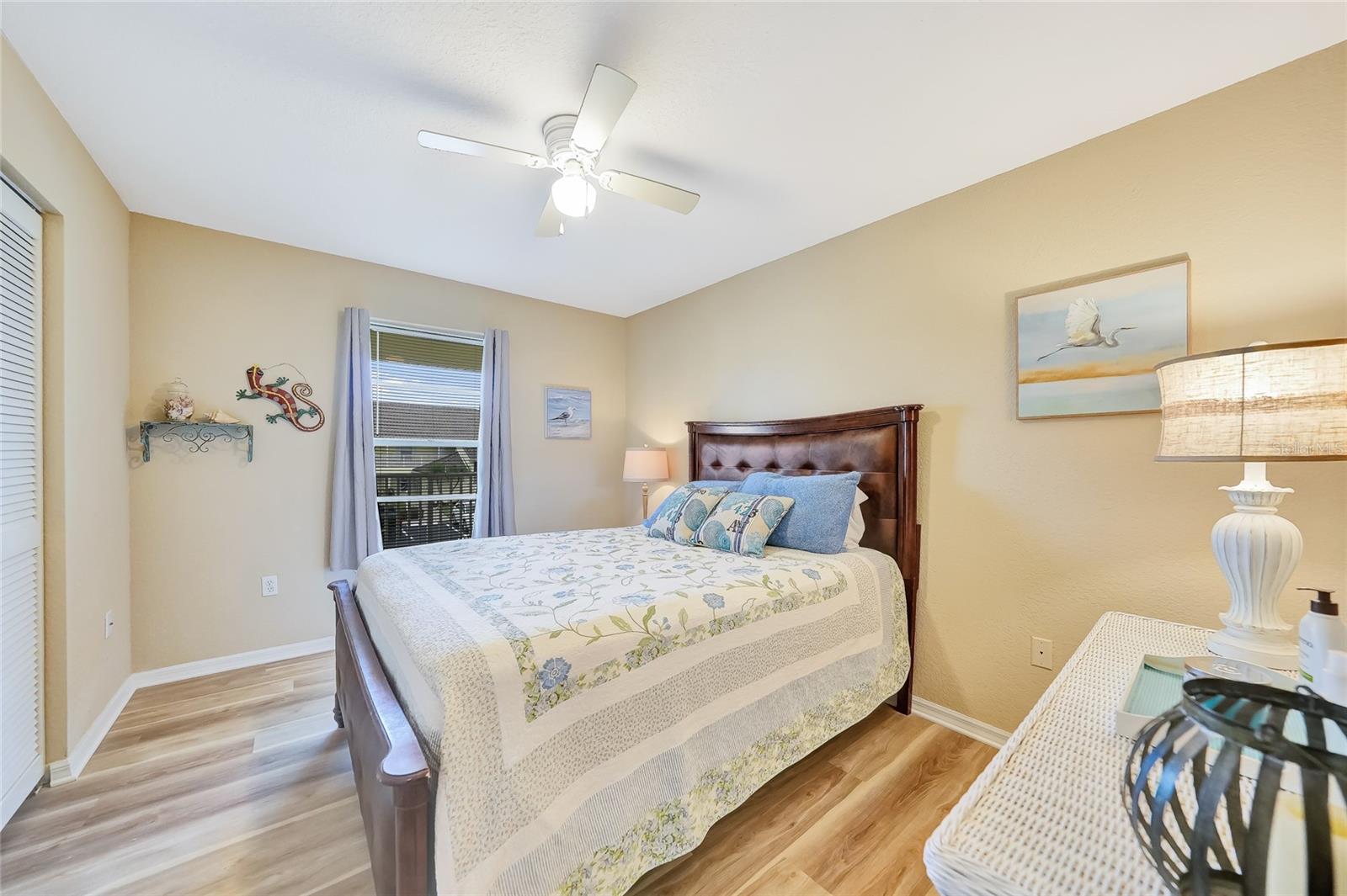 Image 16 of 27 For 4000 Bal Harbor Boulevard 423