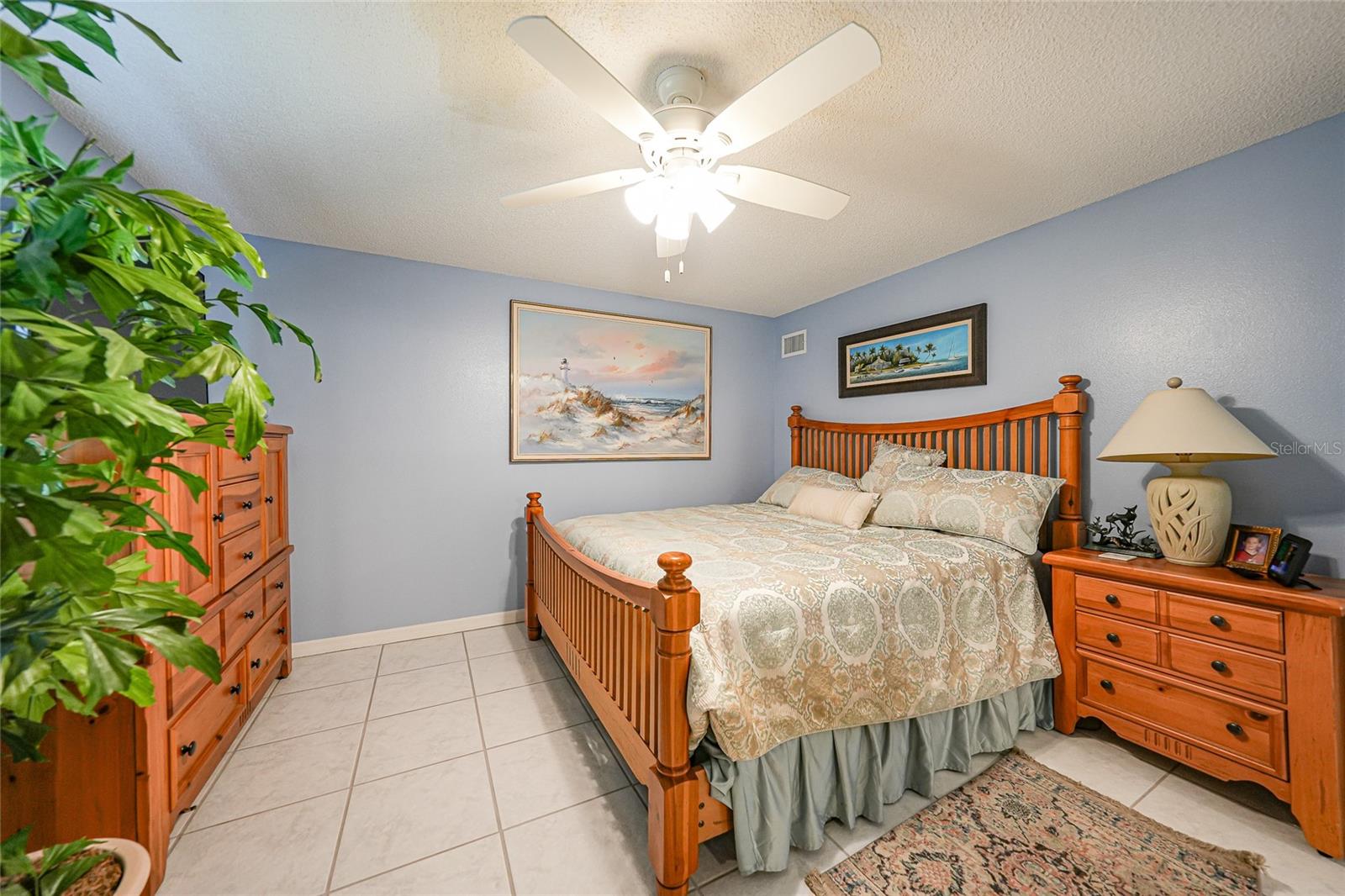 Image 17 of 33 For 3025 Curry Terrace