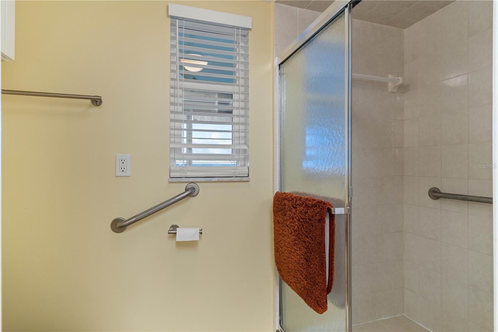 Image 33 of 55 For 1 Colony Point Drive A19