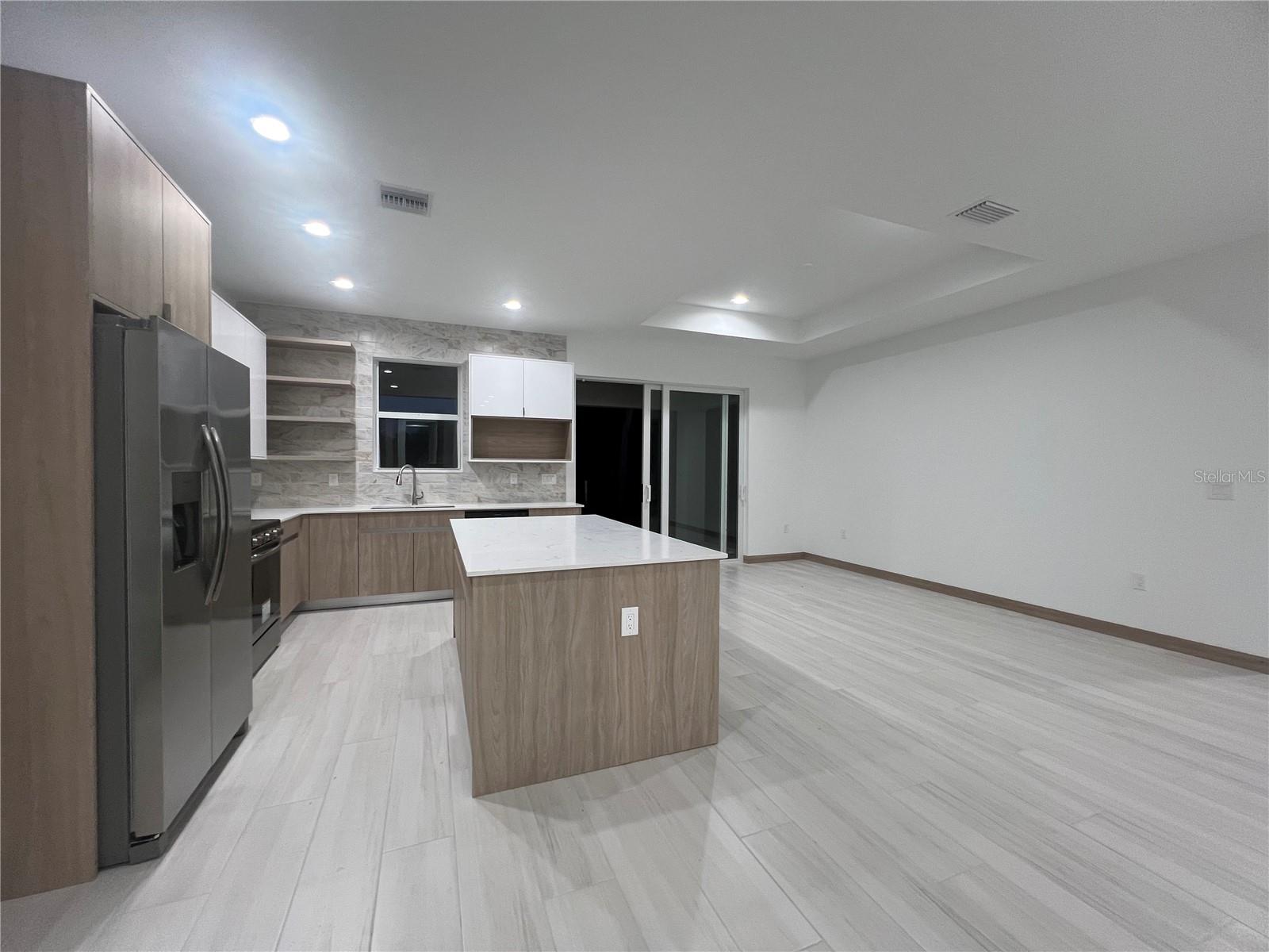 Image 5 of 17 For 4135 Watson Avenue