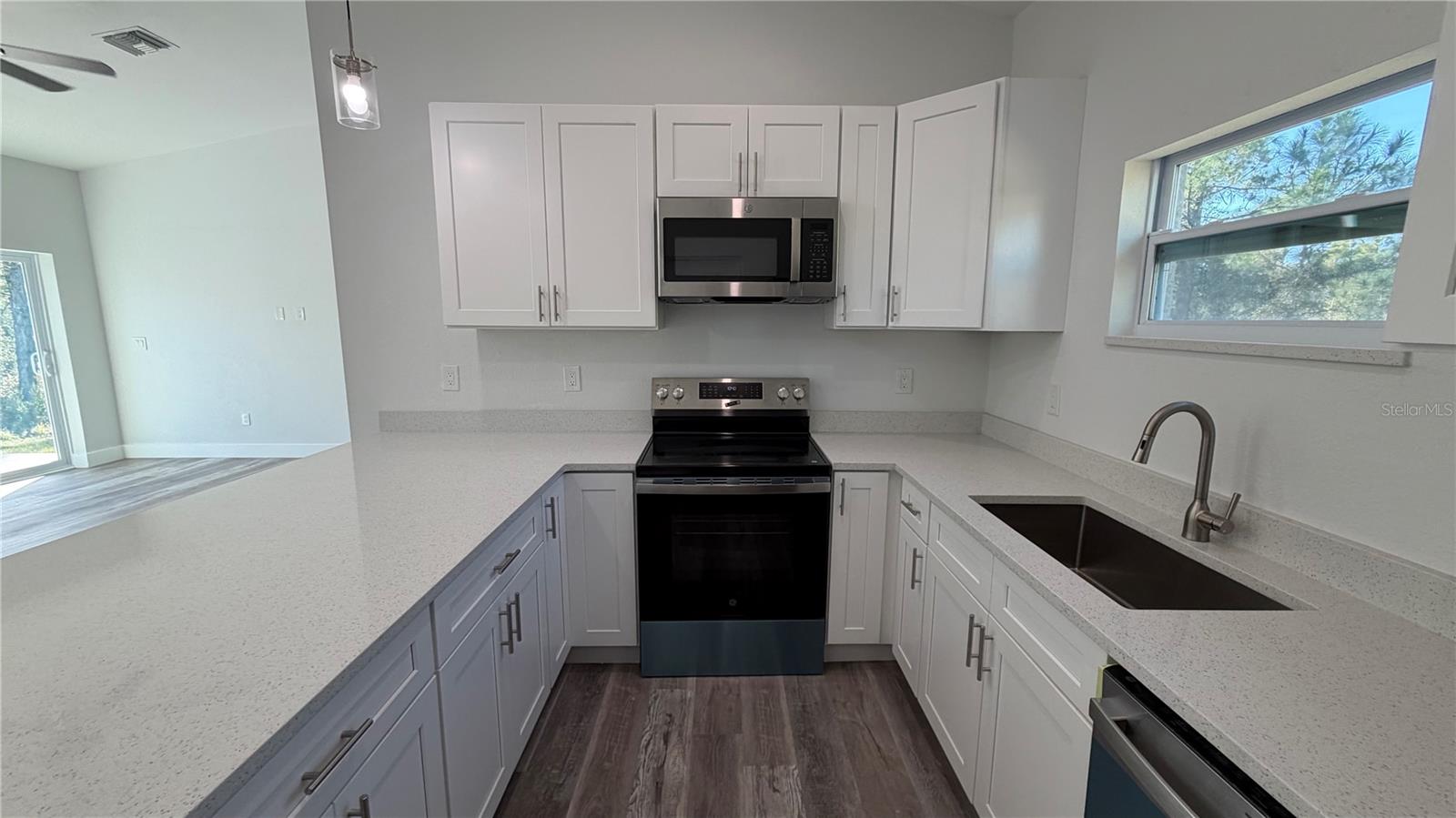 Image 10 of 20 For 27475 Treadmill Drive